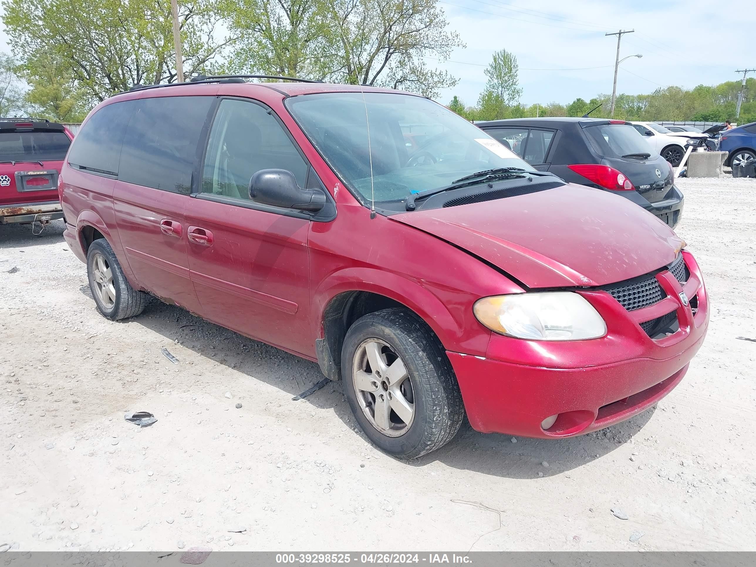 dodge caravan 2005 2d4gp44l15r464372