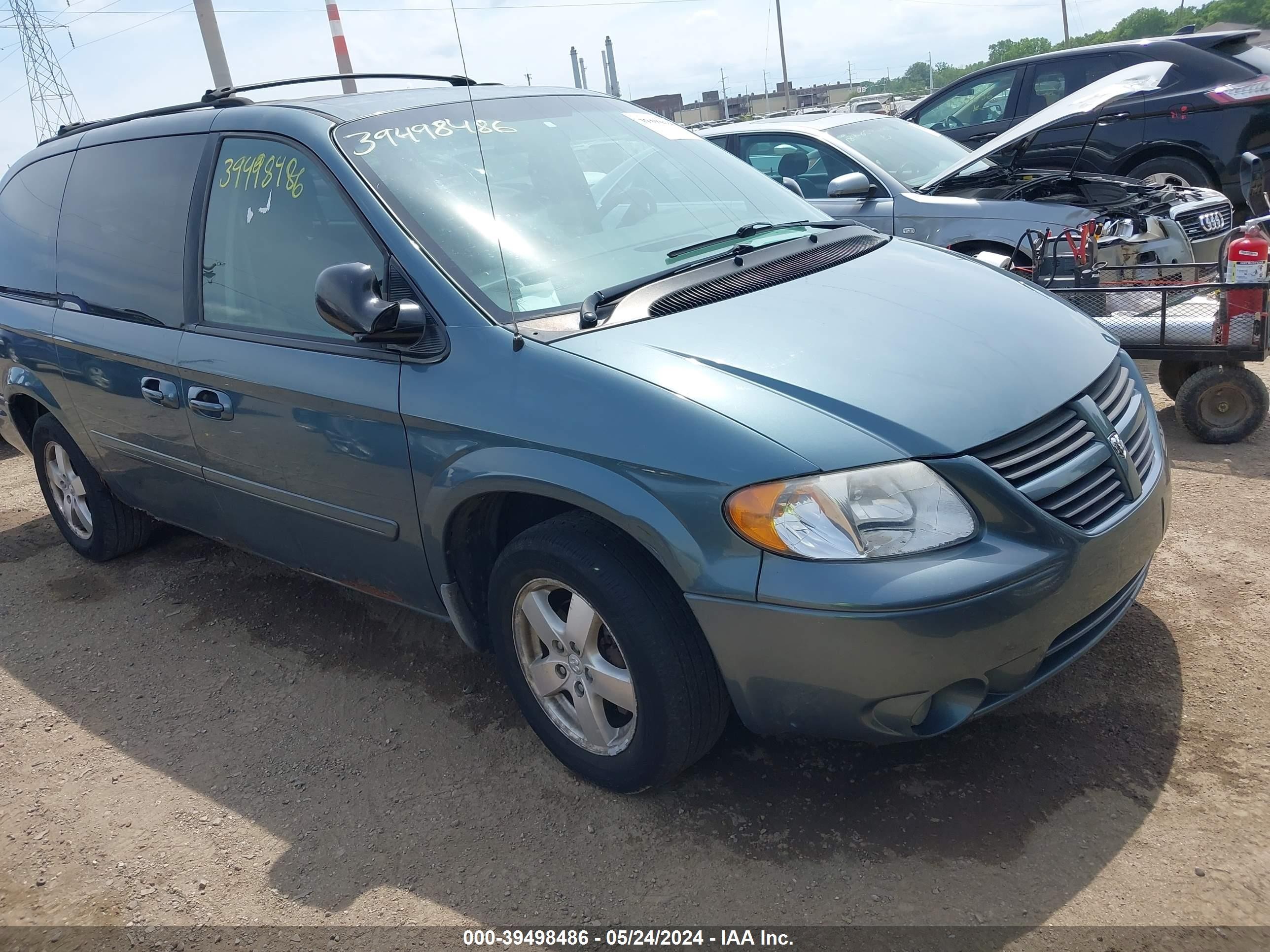 dodge caravan 2007 2d4gp44l27r119158