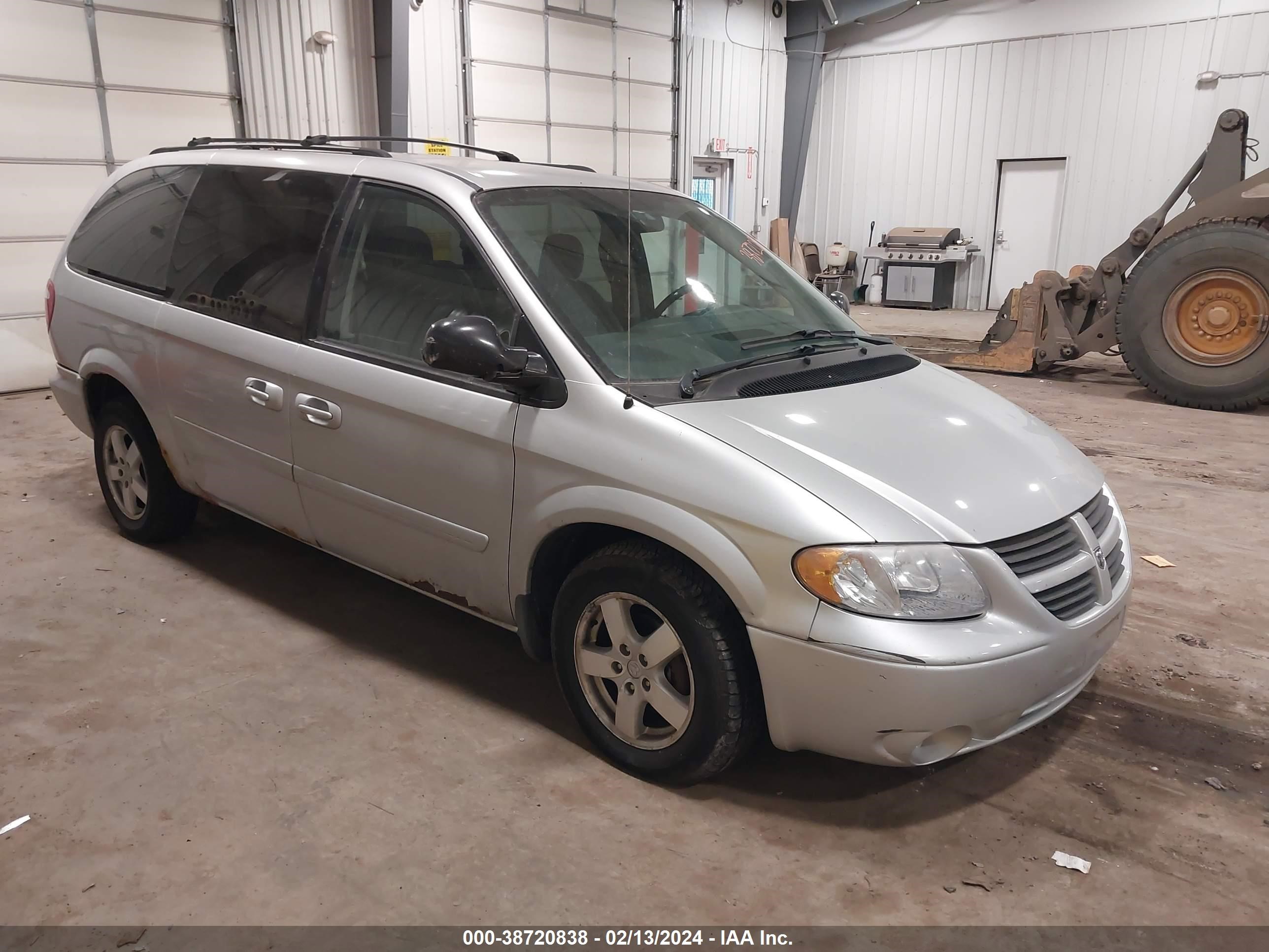 dodge caravan 2006 2d4gp44l36r779126