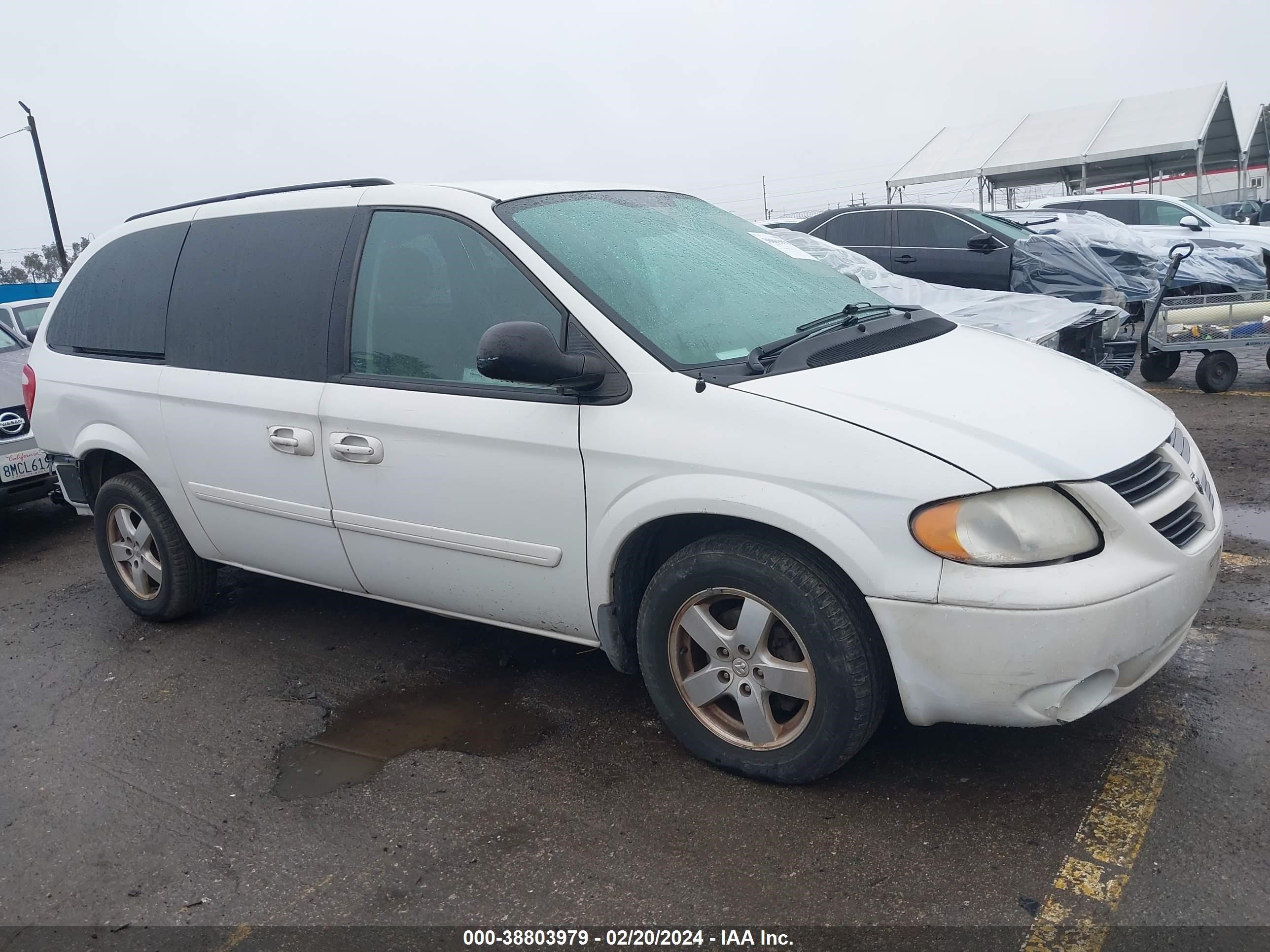 dodge caravan 2007 2d4gp44l57r111281