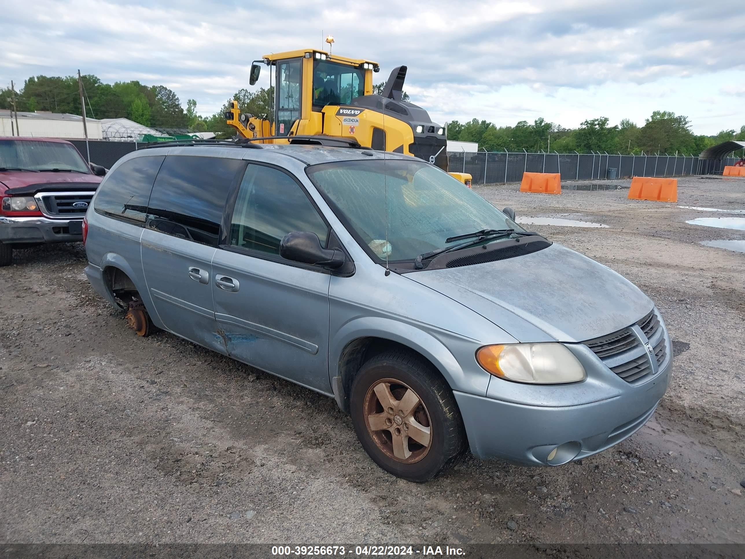 dodge caravan 2006 2d4gp44l66r855308