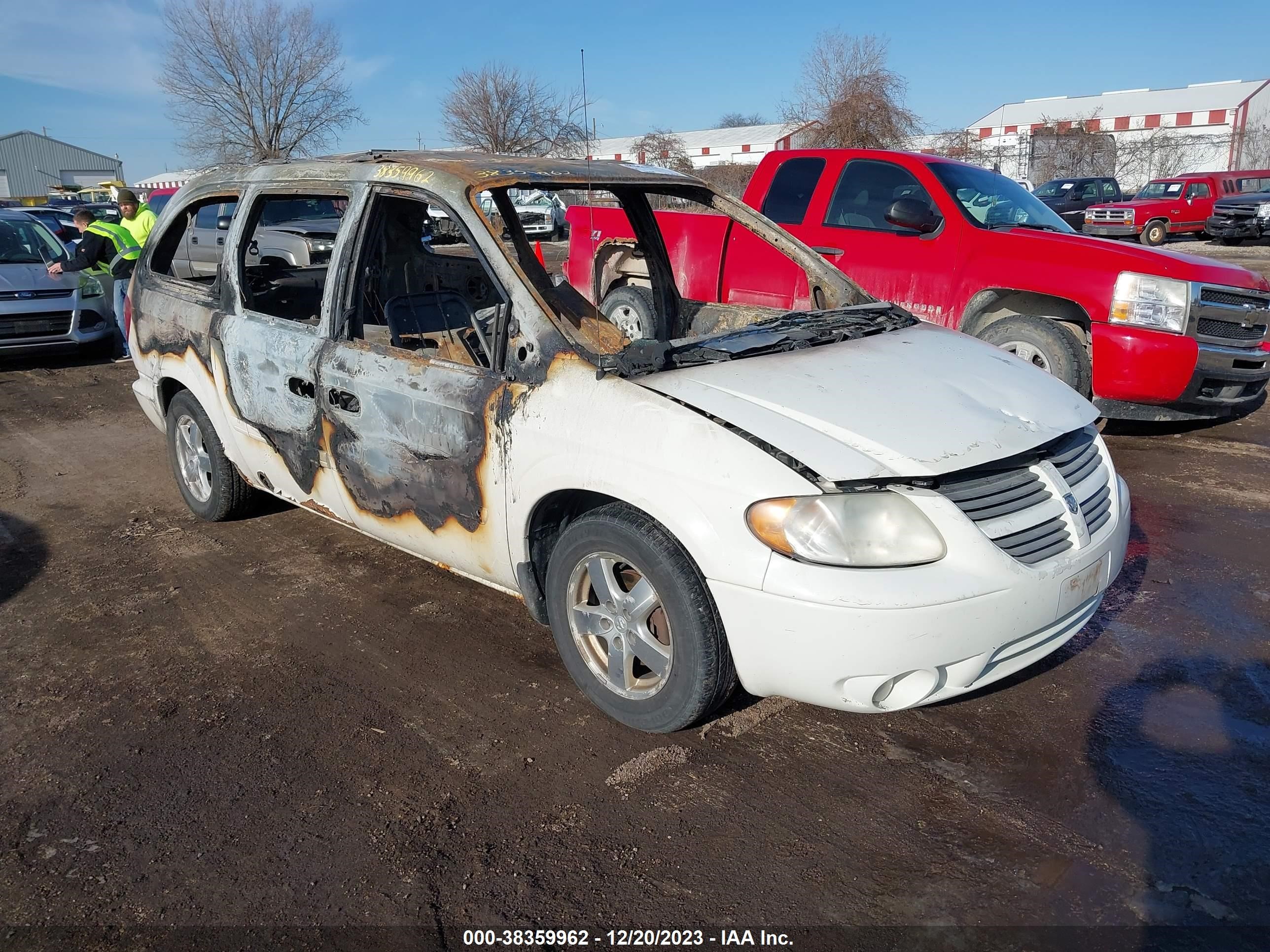 dodge caravan 2006 2d4gp44l76r723853