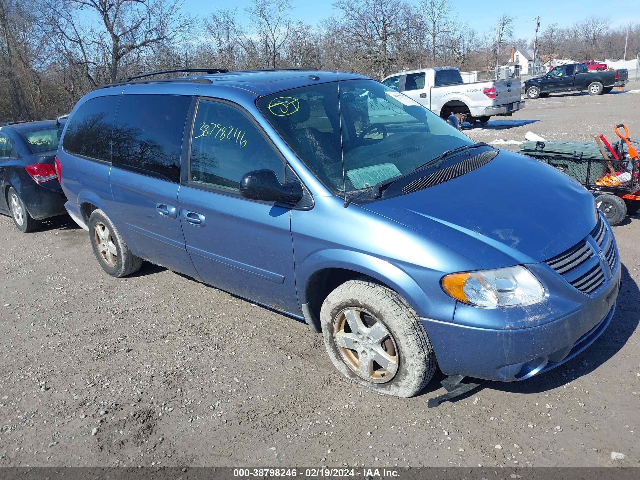 dodge caravan 2007 2d4gp44l77r194941