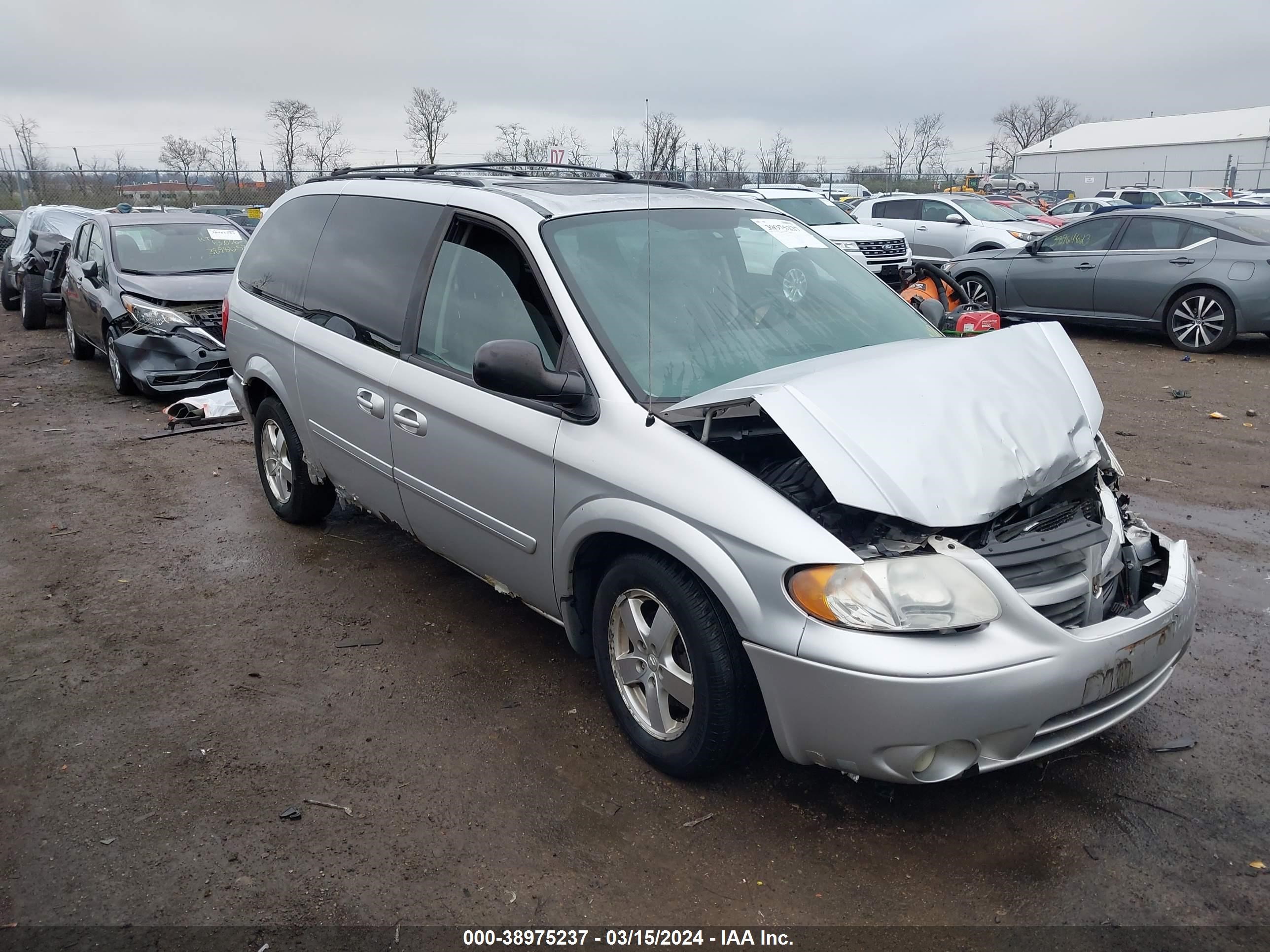 dodge caravan 2007 2d4gp44l77r324510