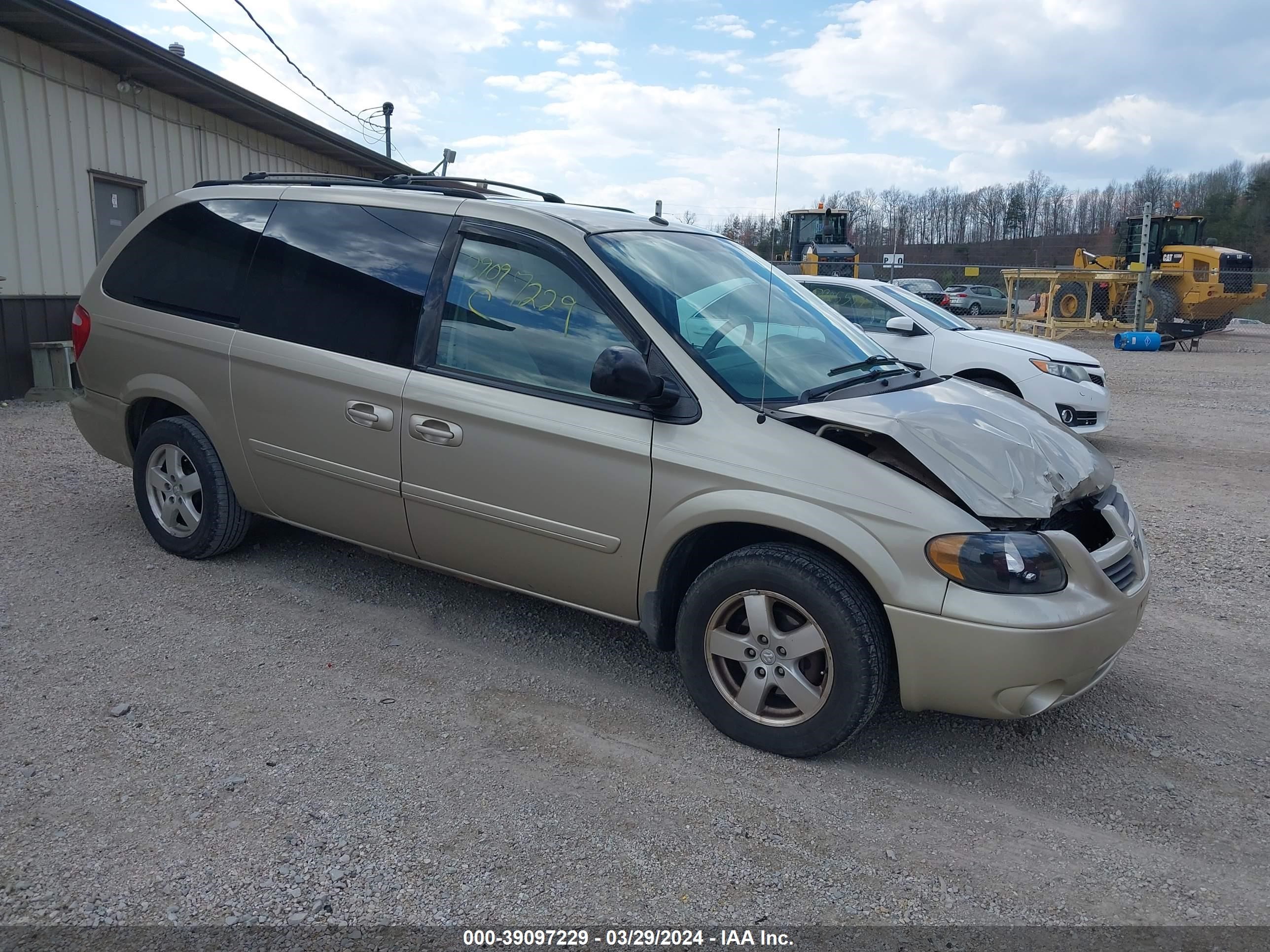 dodge caravan 2006 2d4gp44l86r885944