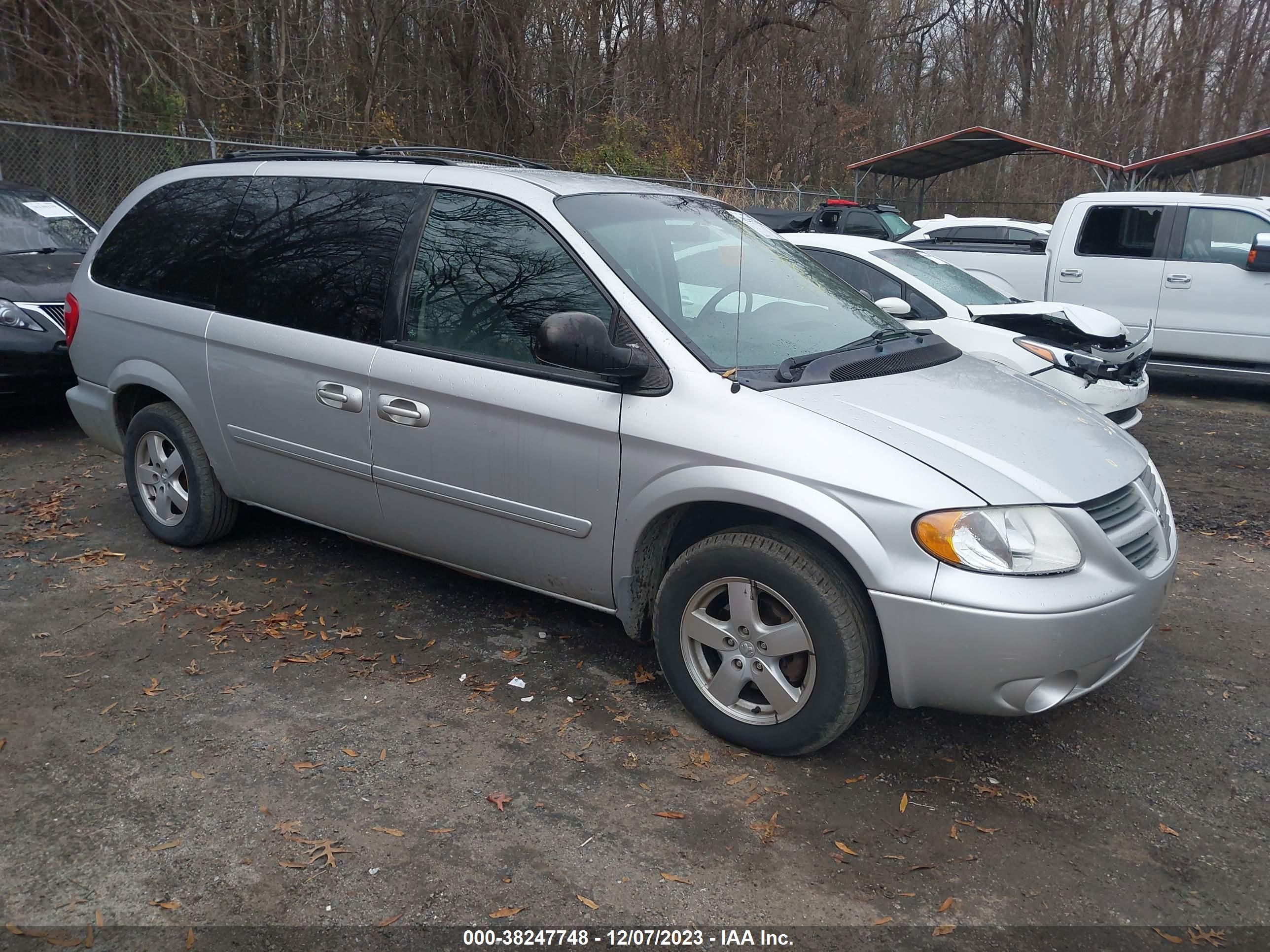 dodge caravan 2007 2d4gp44l87r178215