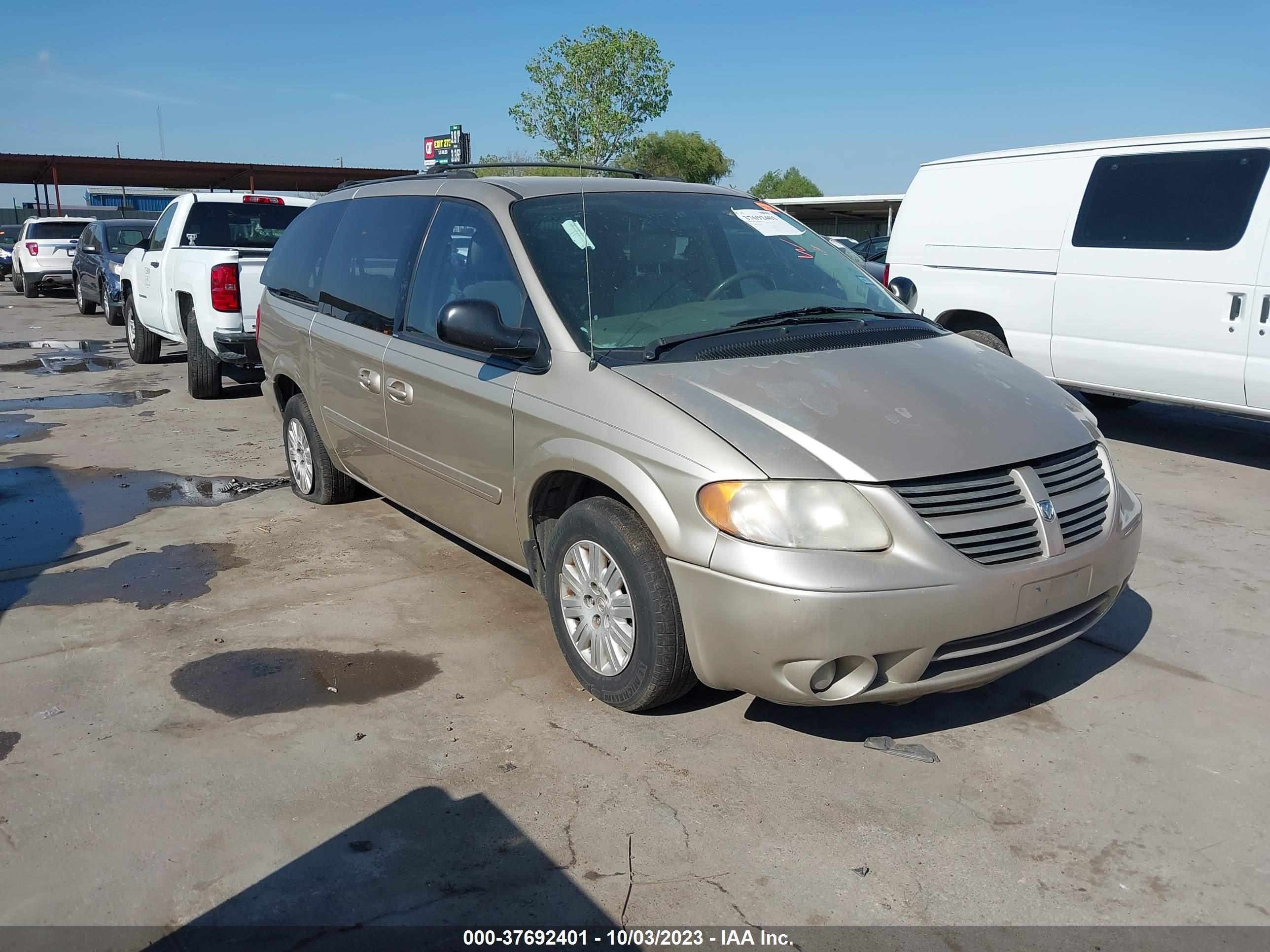 dodge caravan 2005 2d4gp44l95r476754