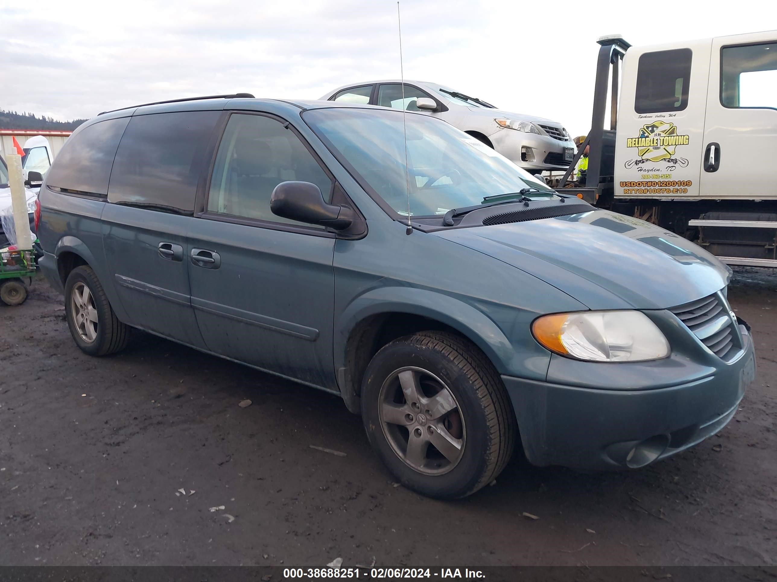 dodge caravan 2005 2d4gp44lx5r204990