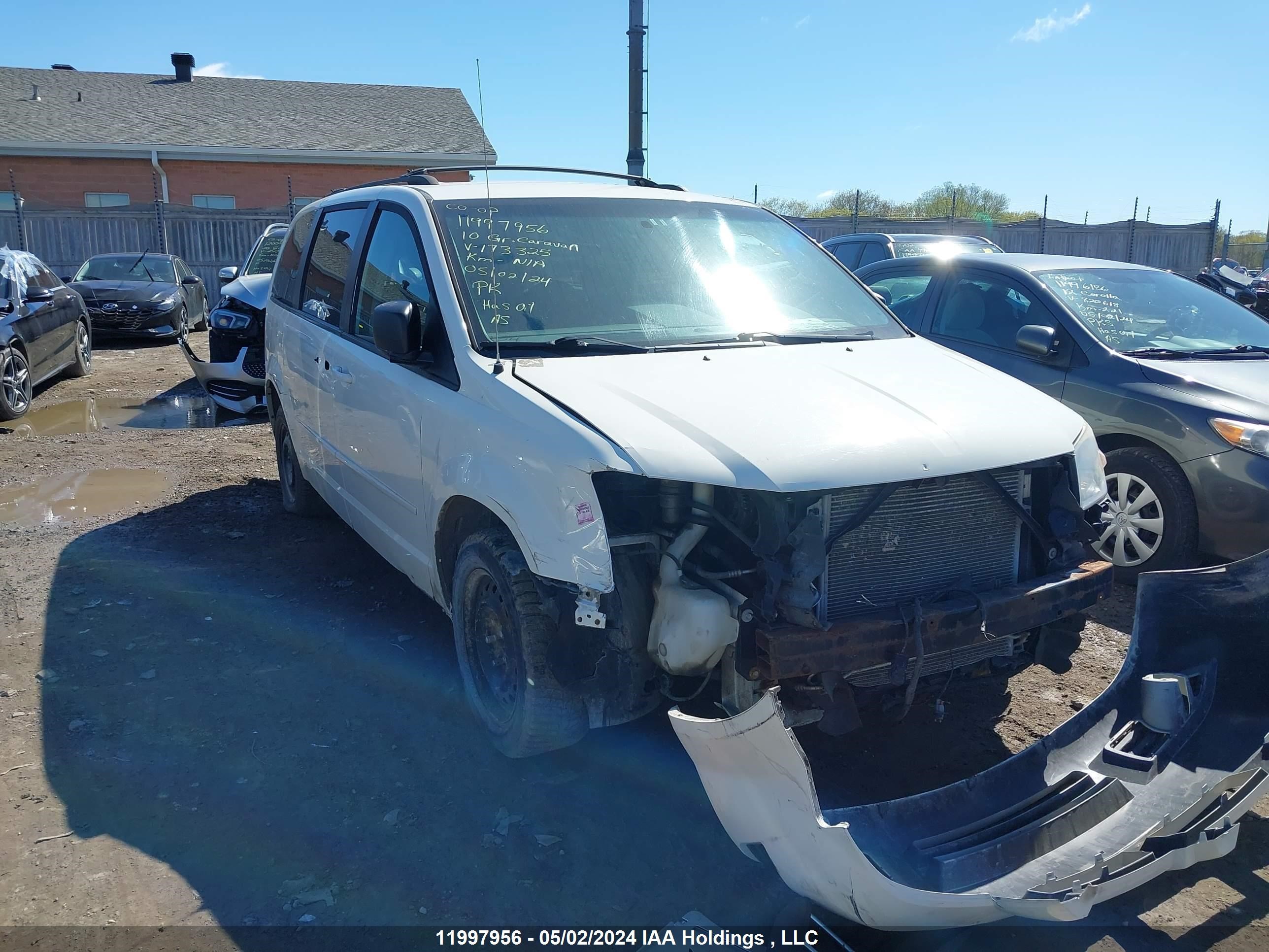 dodge caravan 2010 2d4rn4de2ar173325