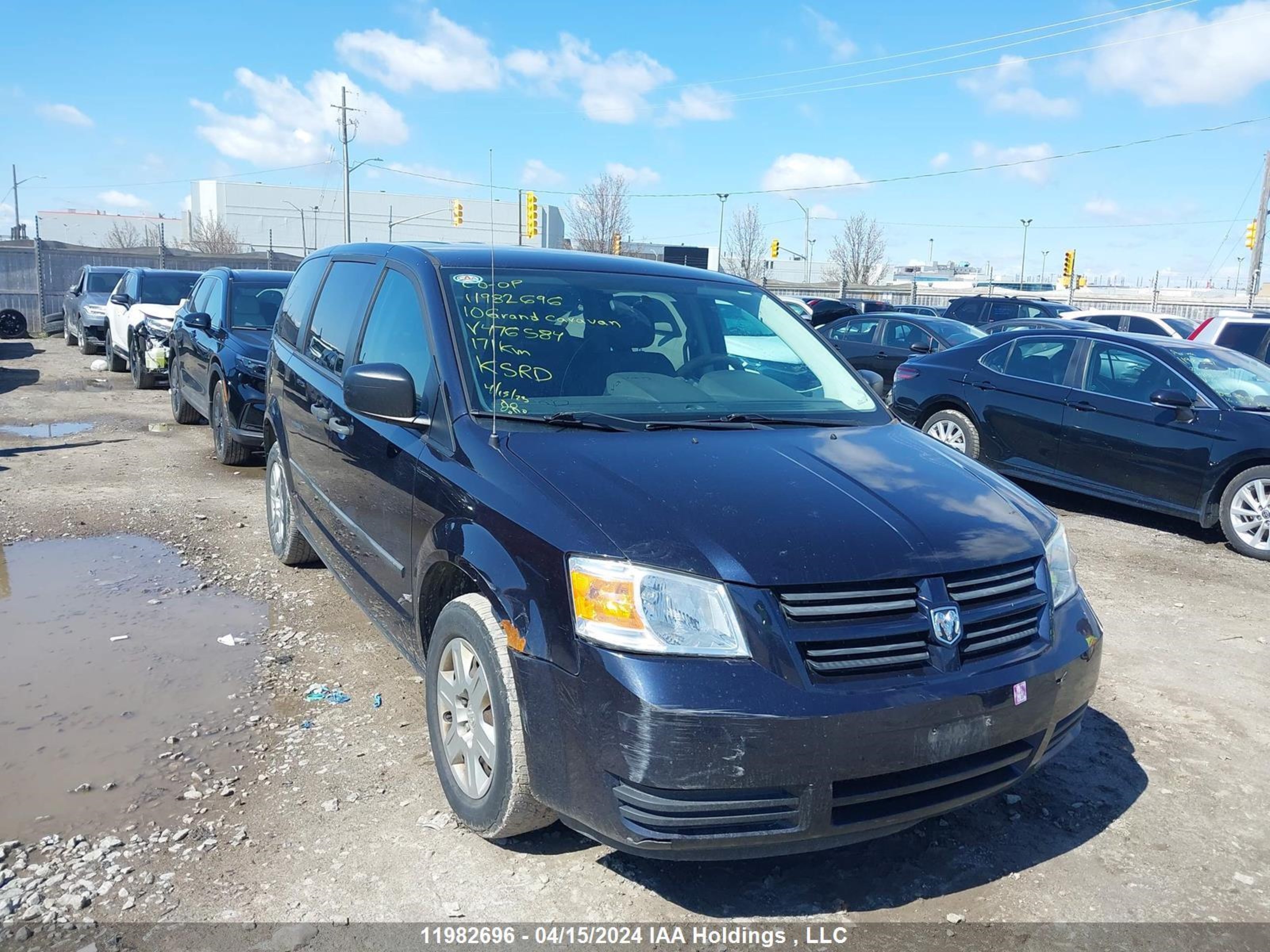 dodge caravan 2010 2d4rn4de7ar476584