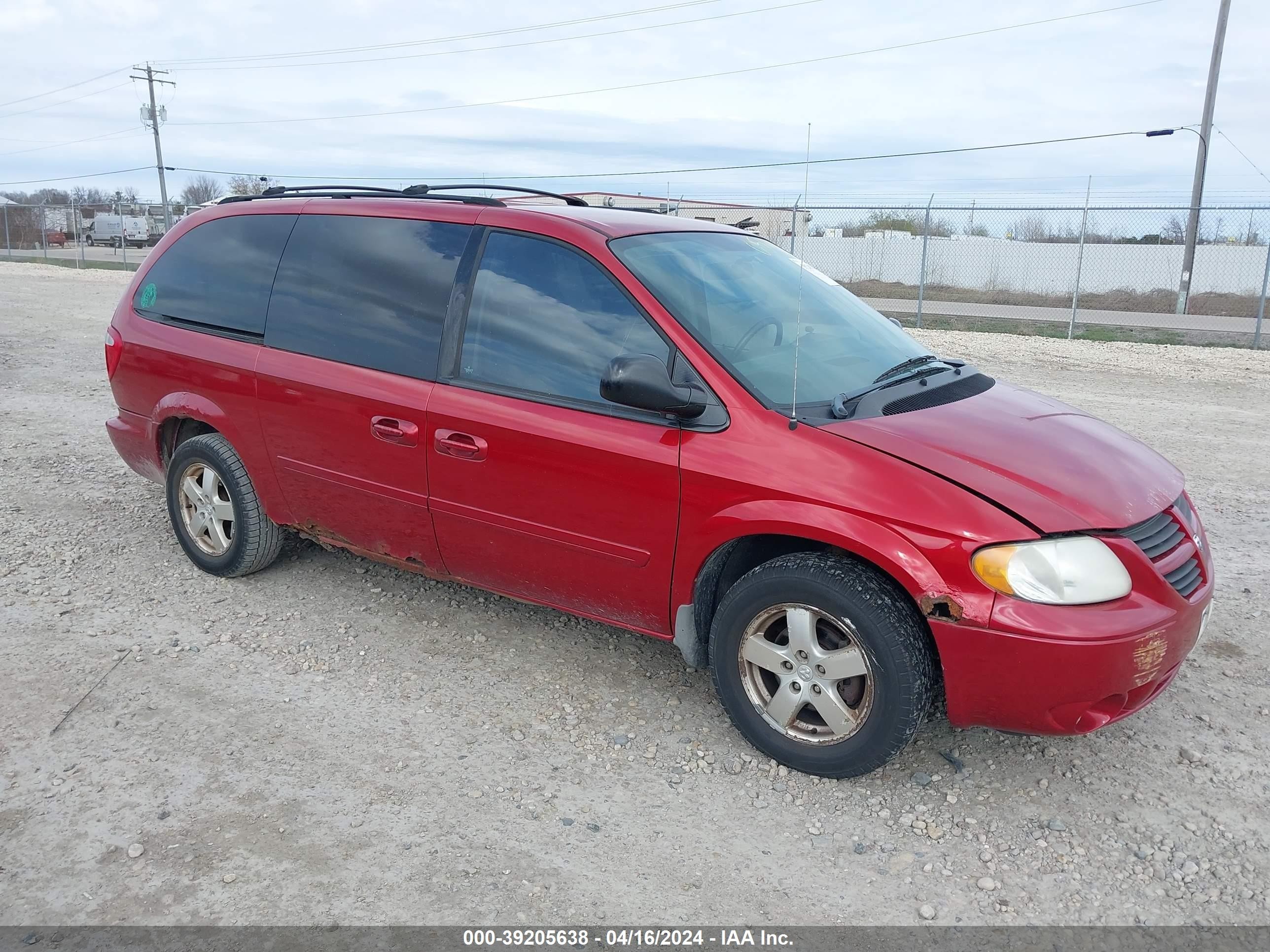 dodge caravan 2006 2d8gp44l26r872945