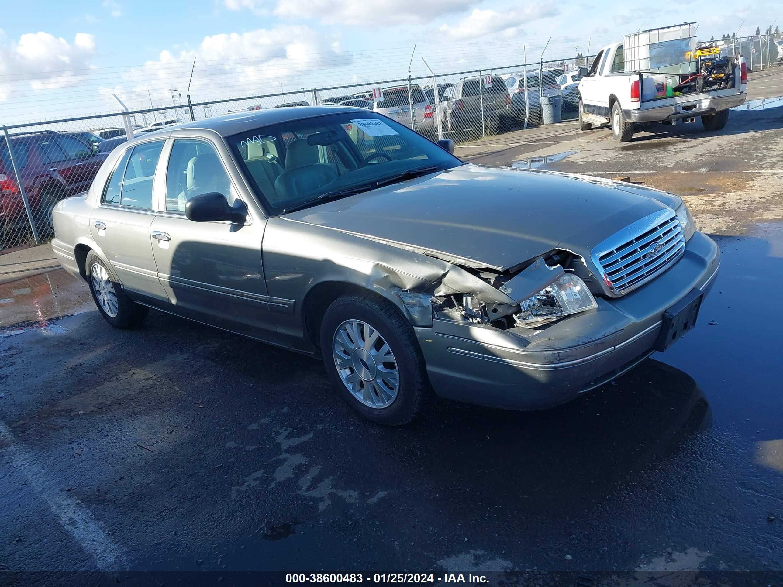 ford crown victoria 2003 2fafp74w13x224659