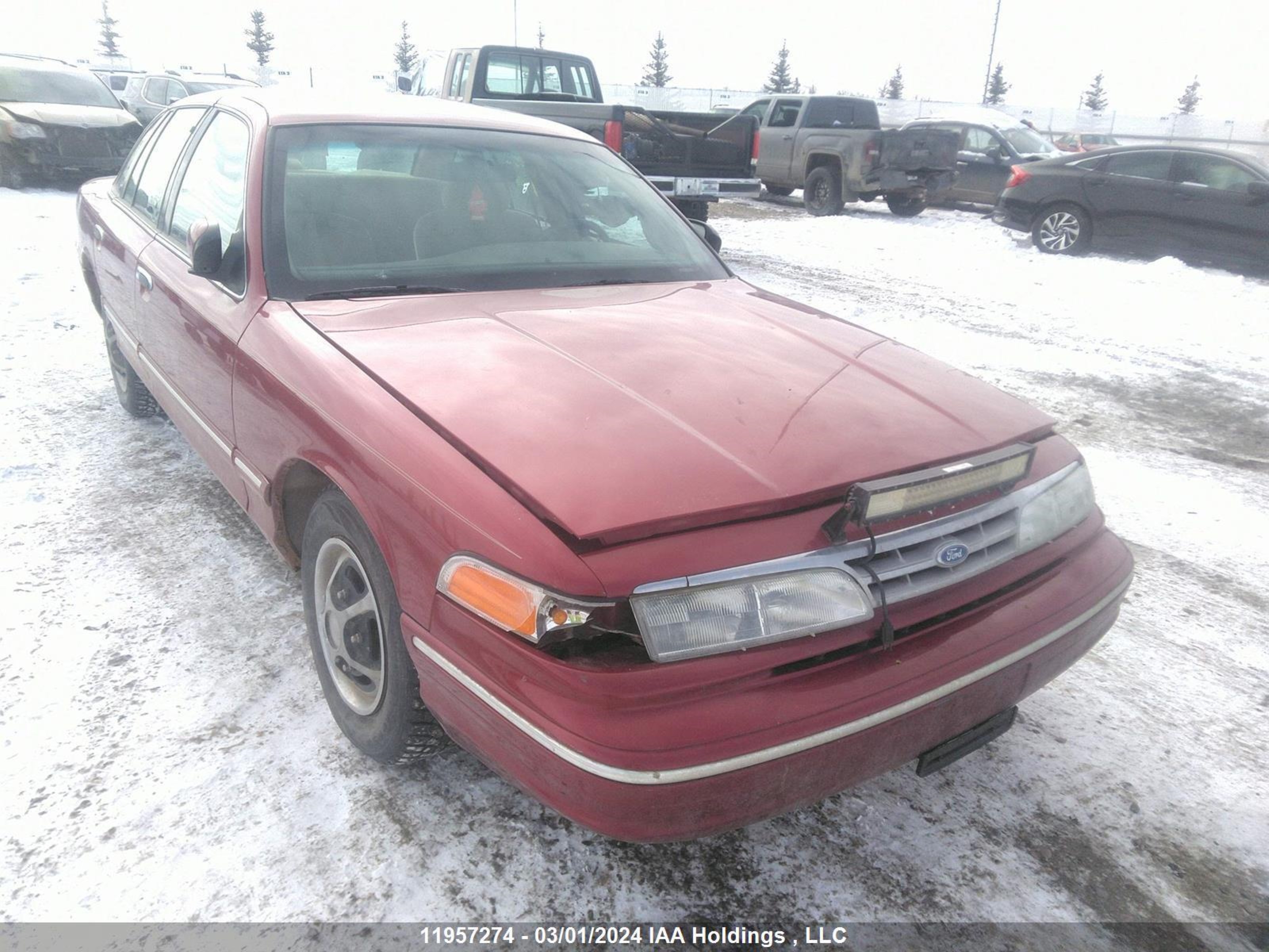 ford crown victoria 1997 2falp73w2vx132600