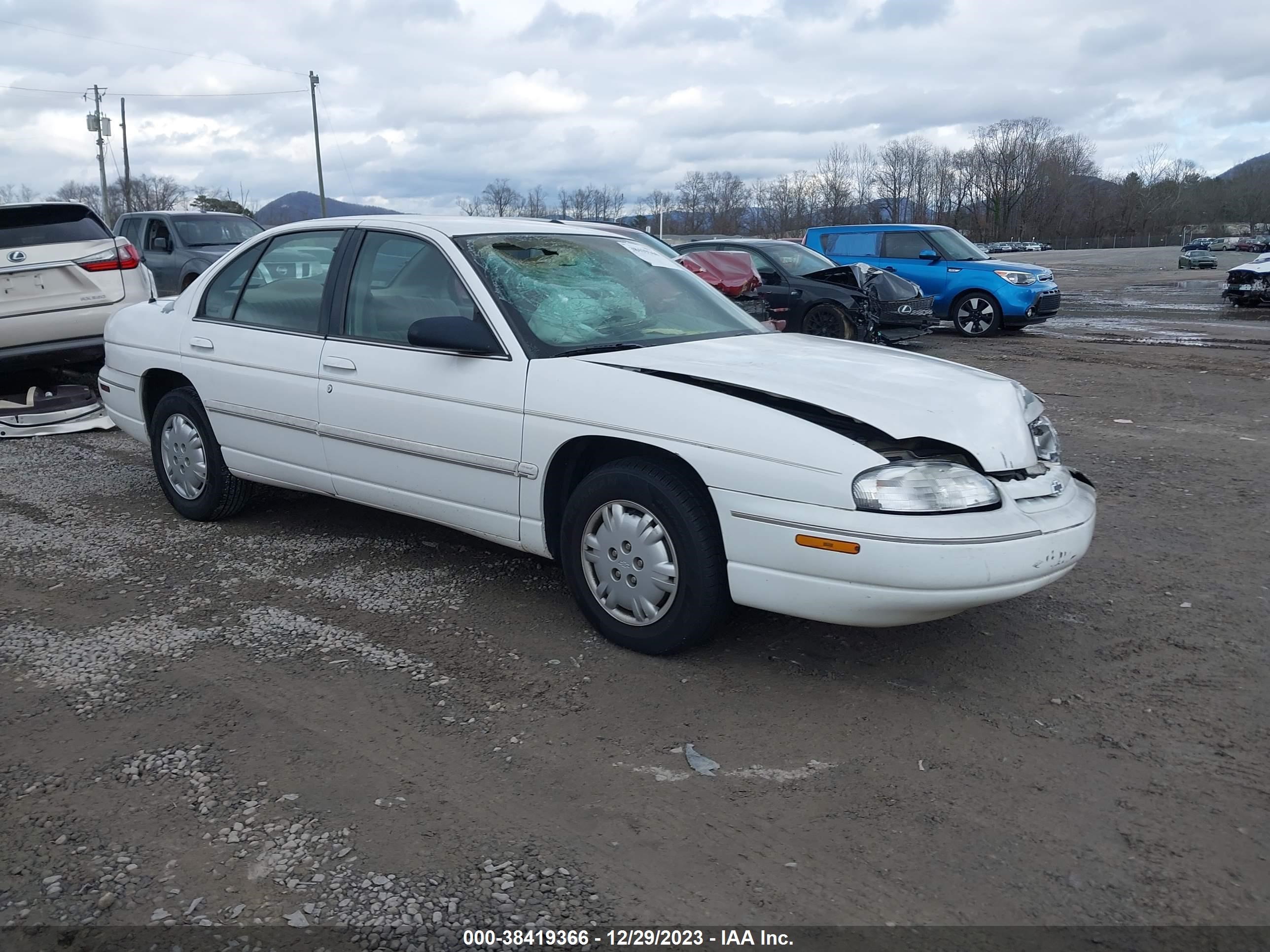 chevrolet lumina 1998 2g1wl52m9w9318575