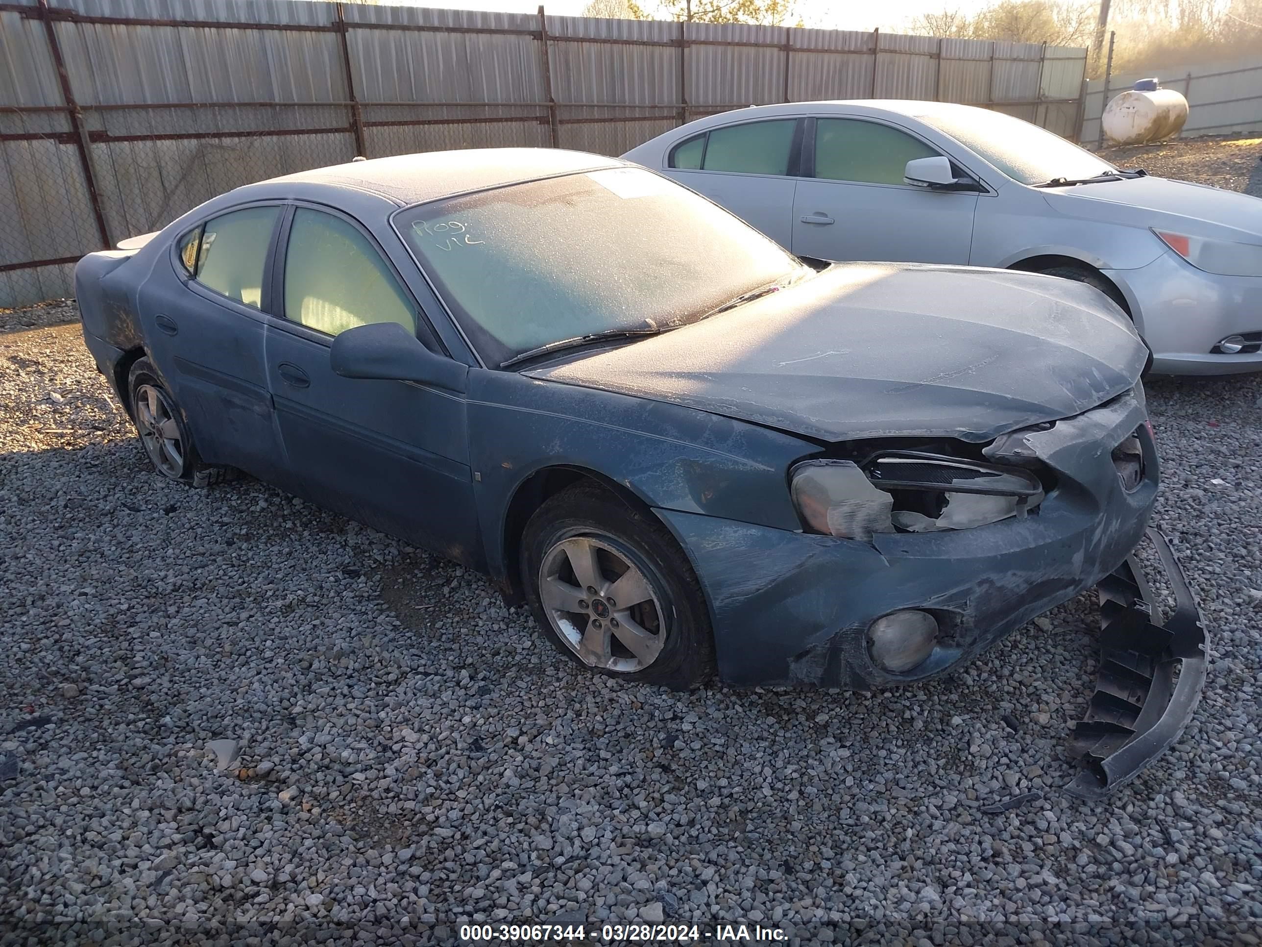 pontiac grand prix 2006 2g2wp552661265228