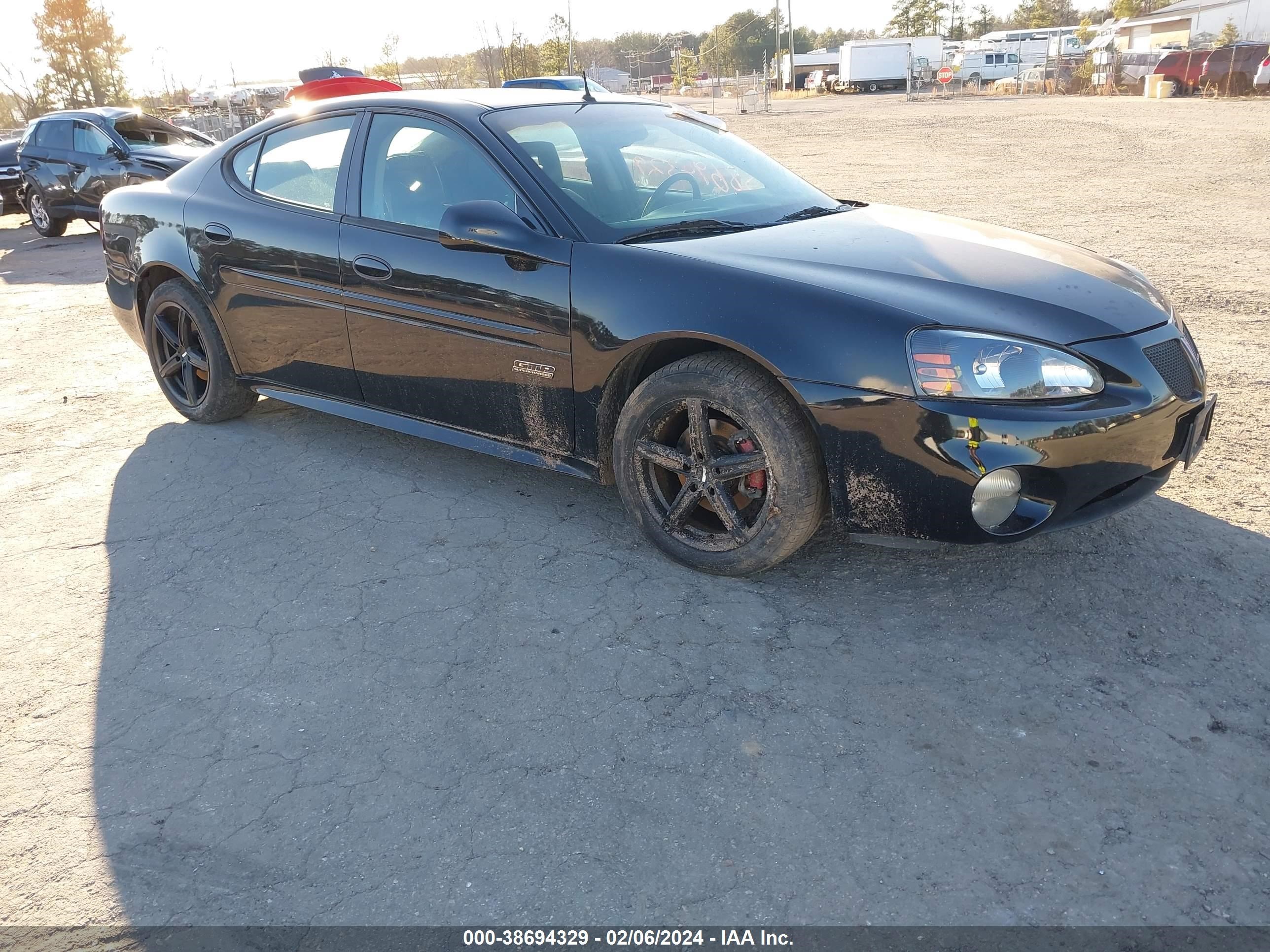 pontiac grand prix 2004 2g2wr524641146351