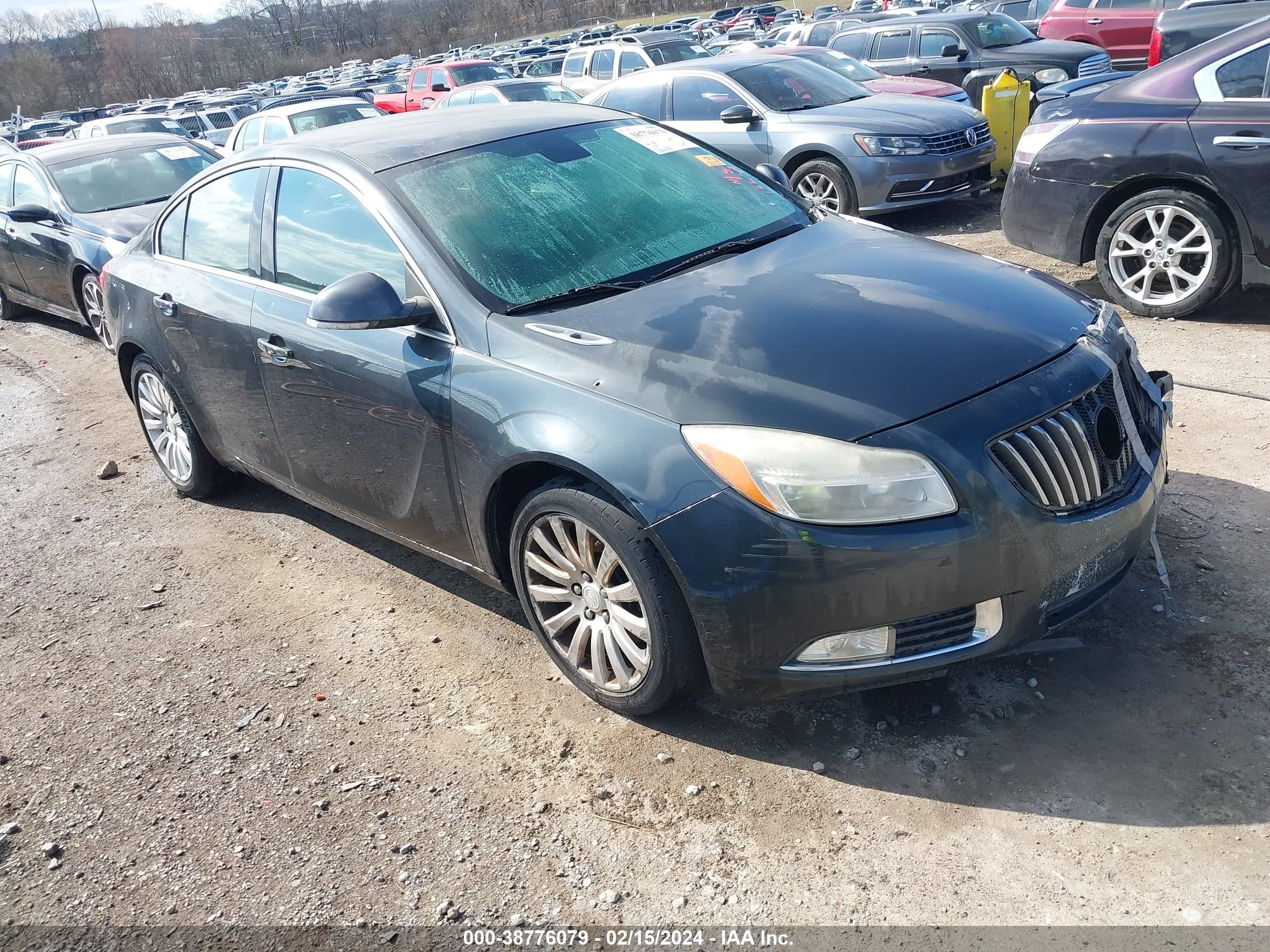 buick regal 2013 2g4gs5ev6d9182577