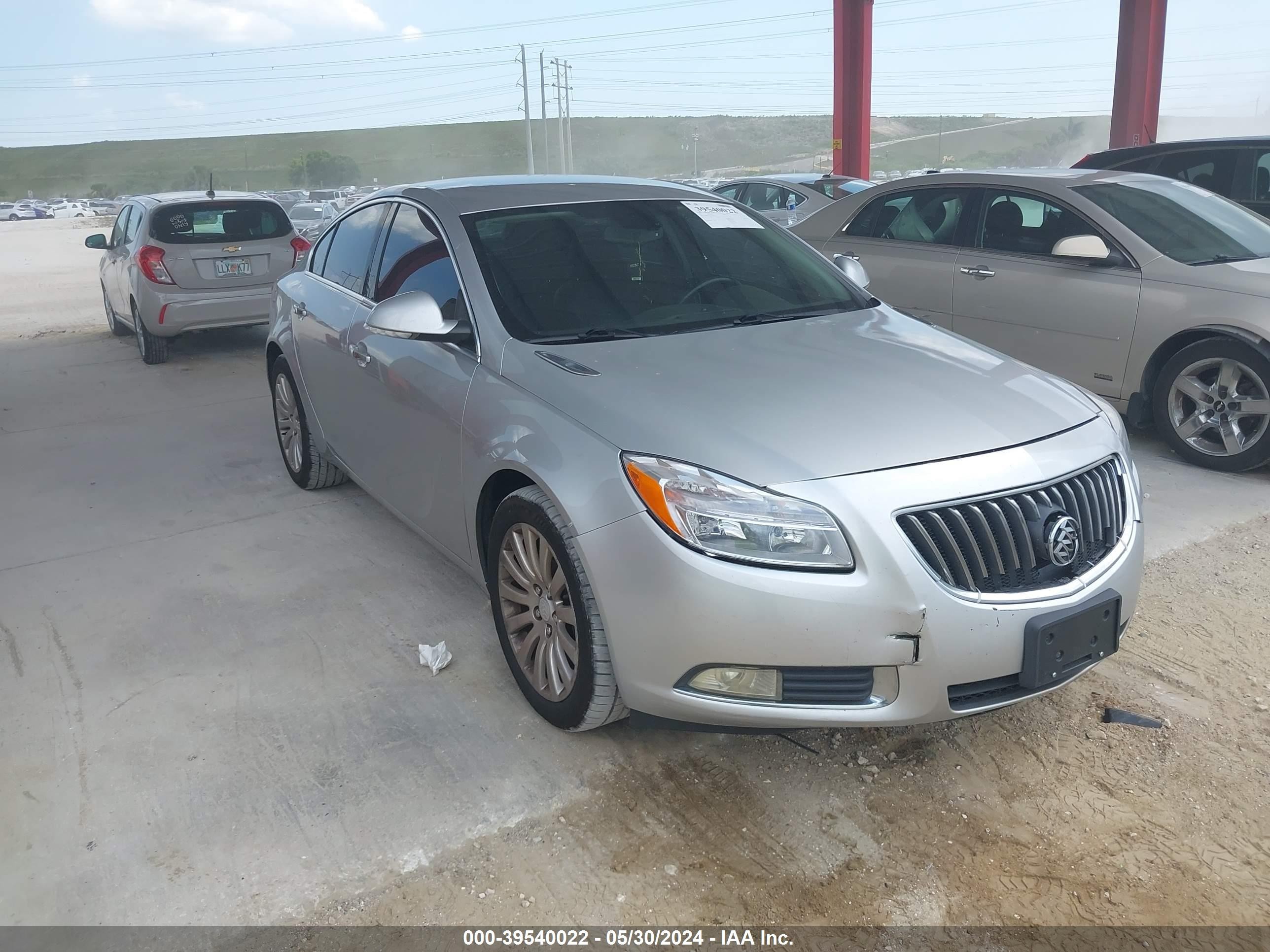 buick regal 2012 2g4gs5ev9c9213772