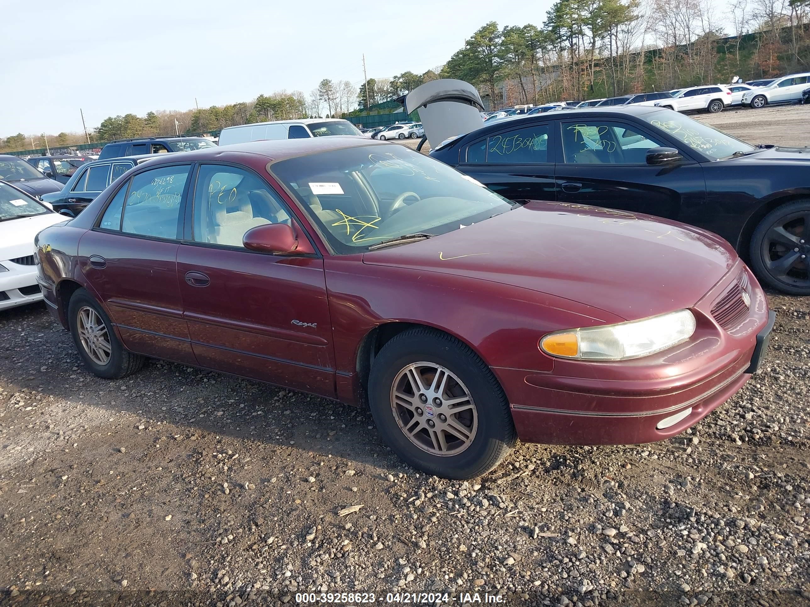 buick regal 2001 2g4wb52k011272002