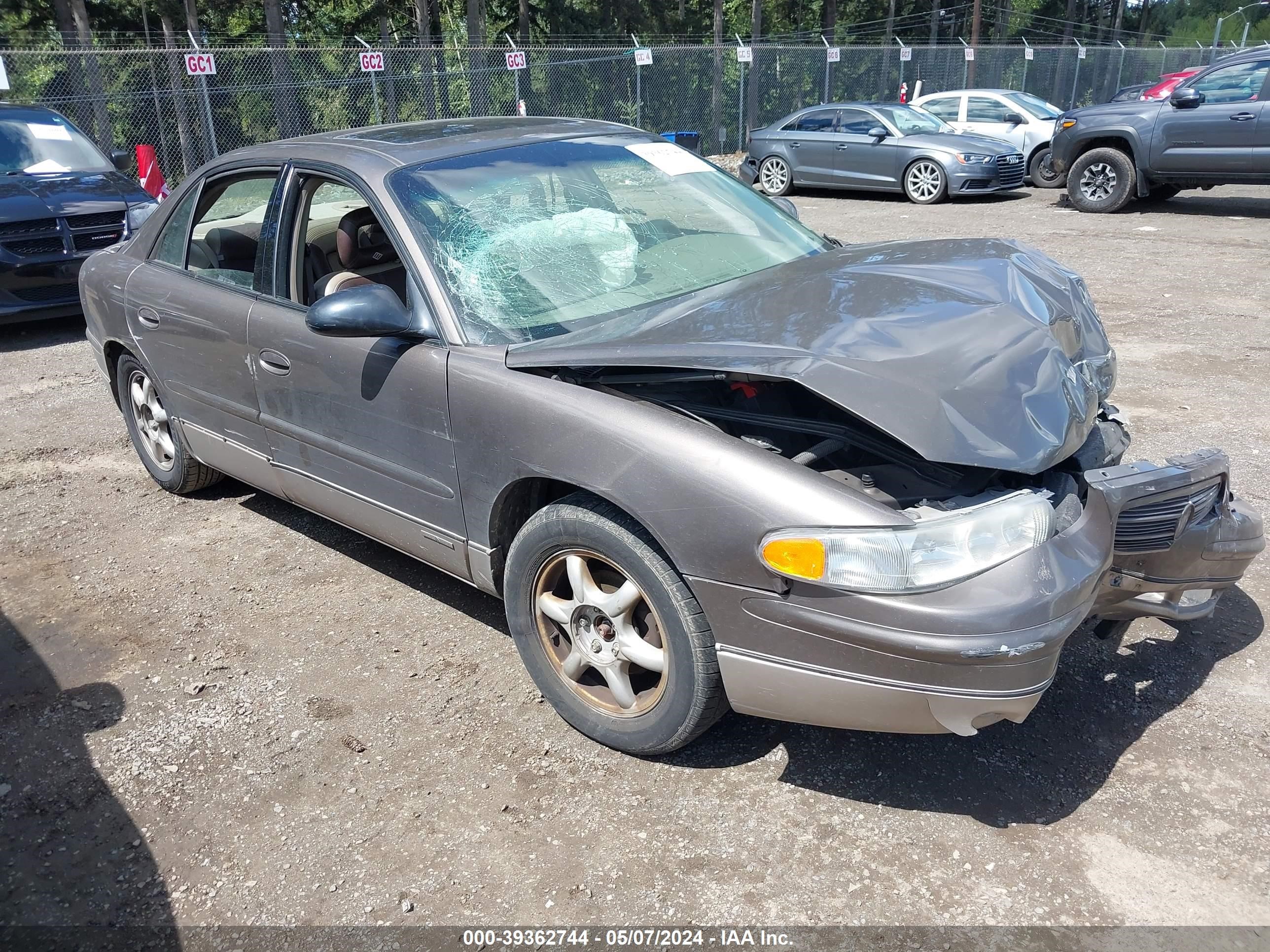 buick regal 2003 2g4wb52k731168108