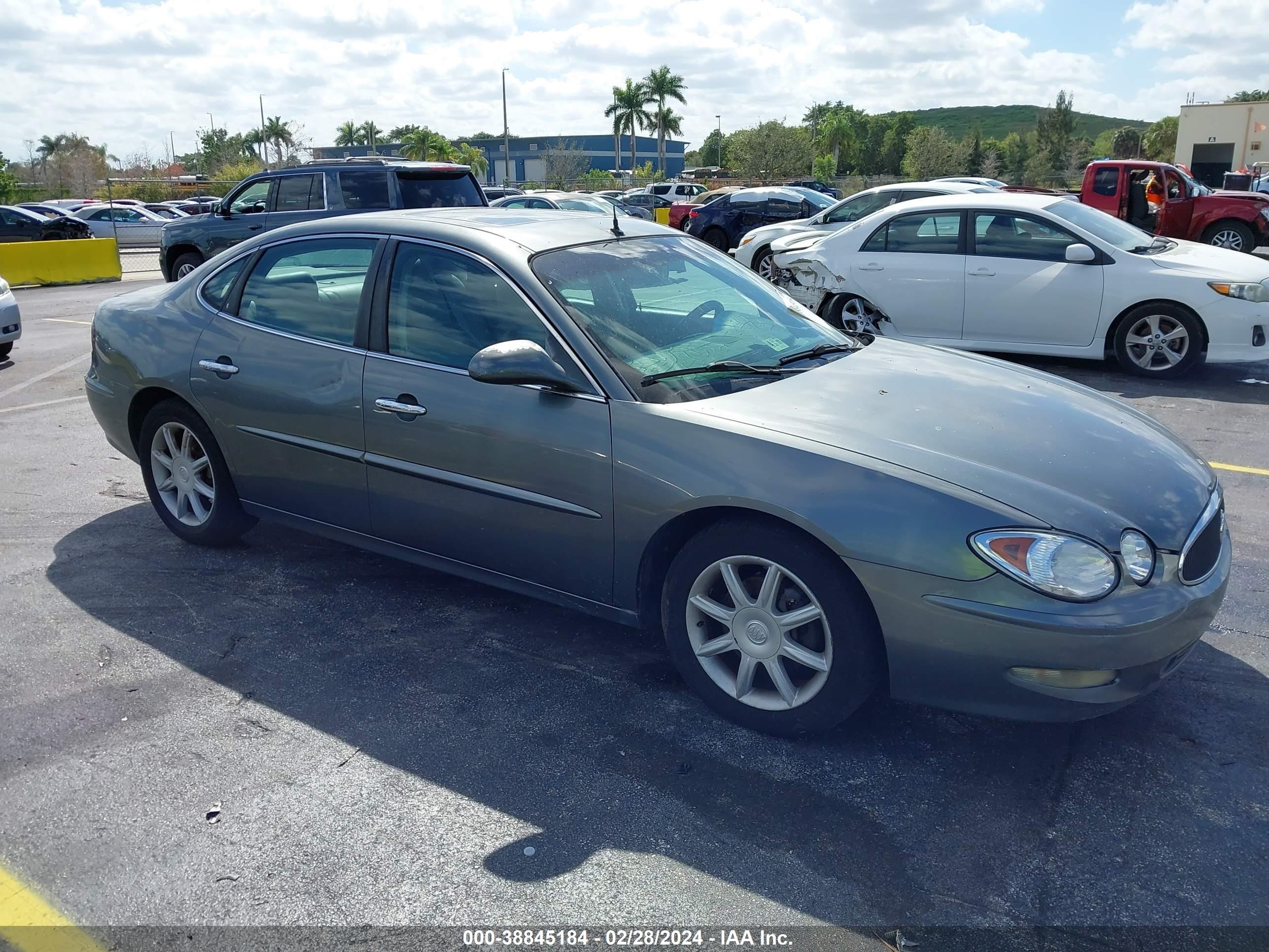 buick lacrosse 2005 2g4we537051289275