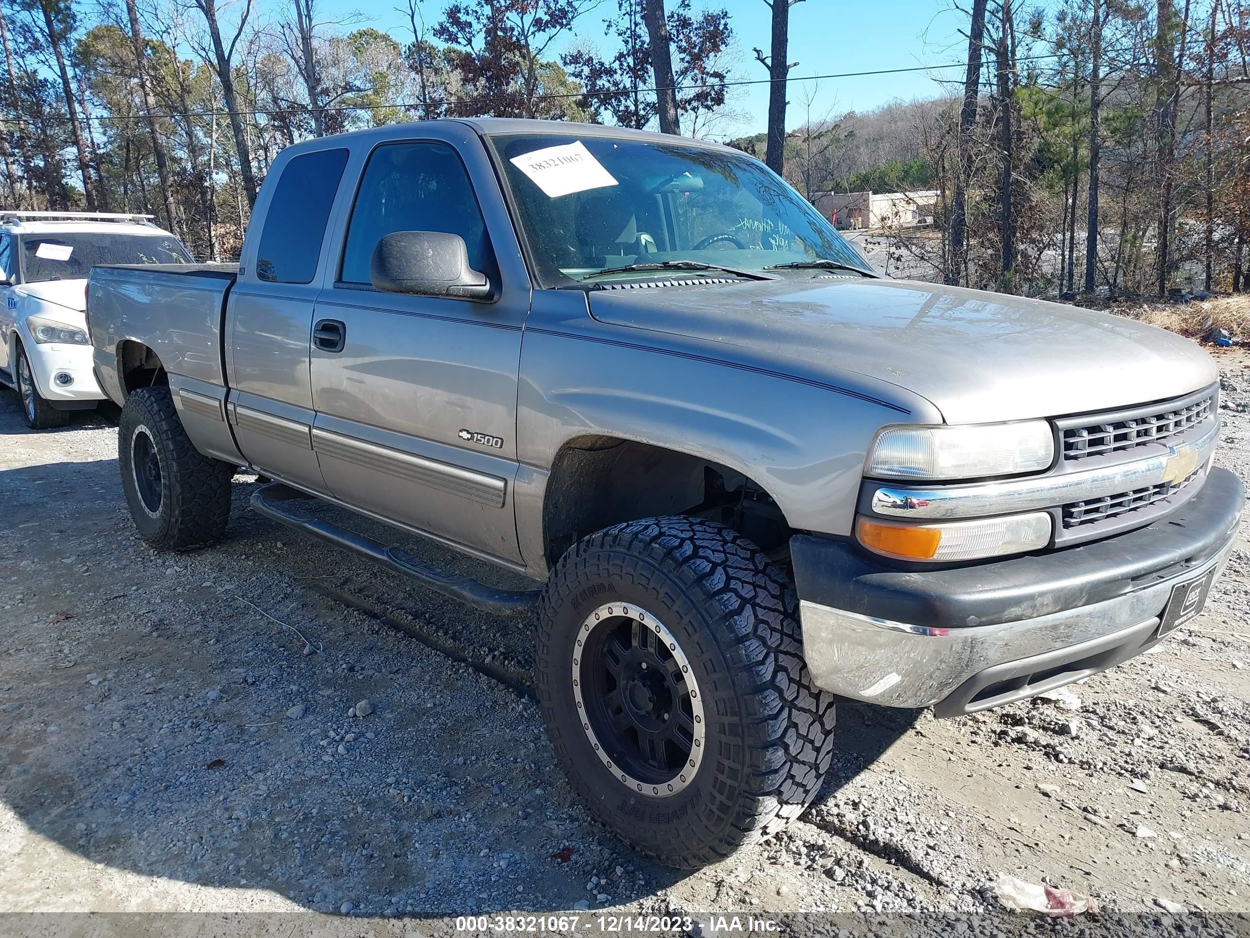 chevrolet silverado 2001 2gcec19t311119506