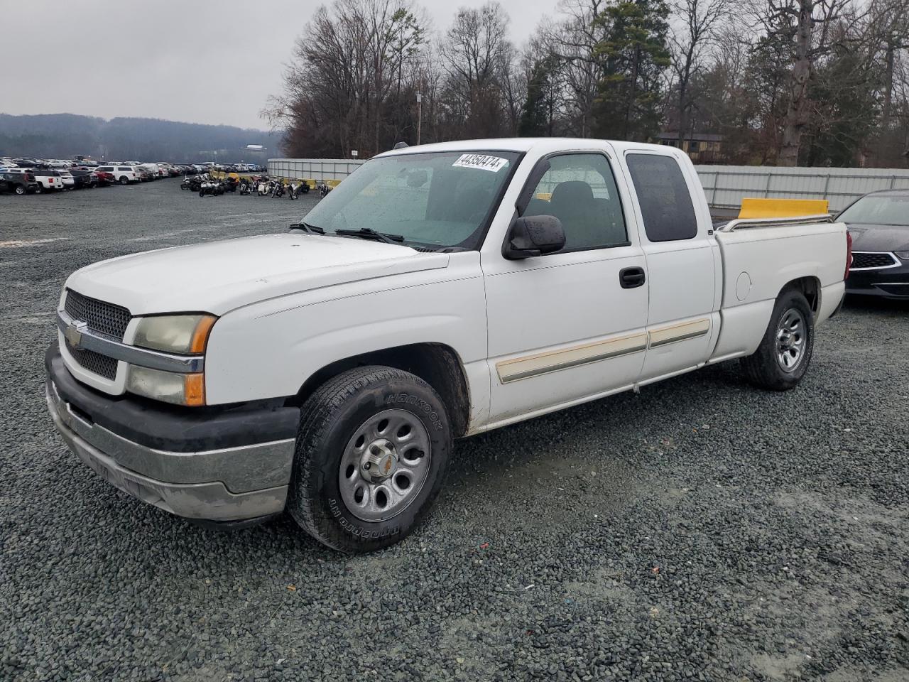 chevrolet silverado 2005 2gcec19v151147165