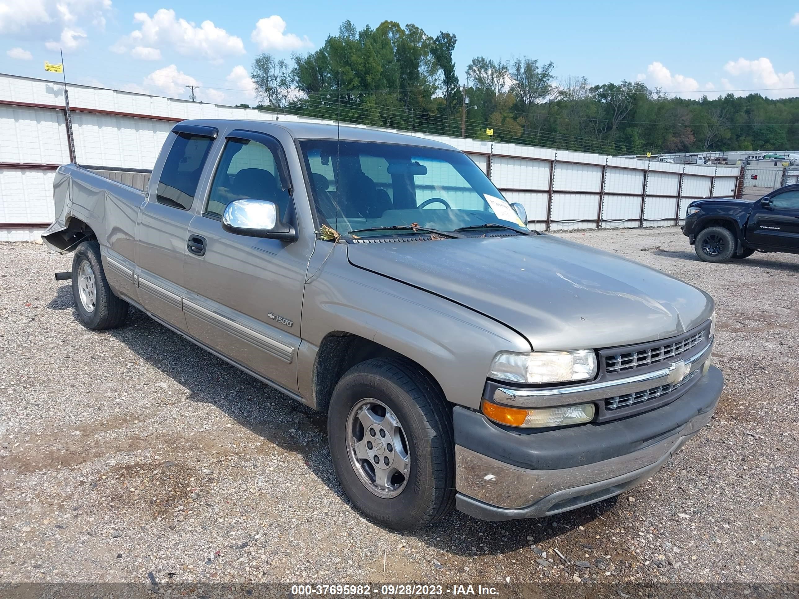 chevrolet silverado 2000 2gcec19v3y1294446