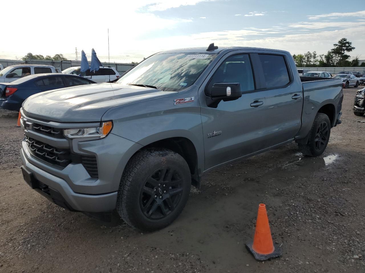 chevrolet silverado 2023 2gcudeed2p1119066