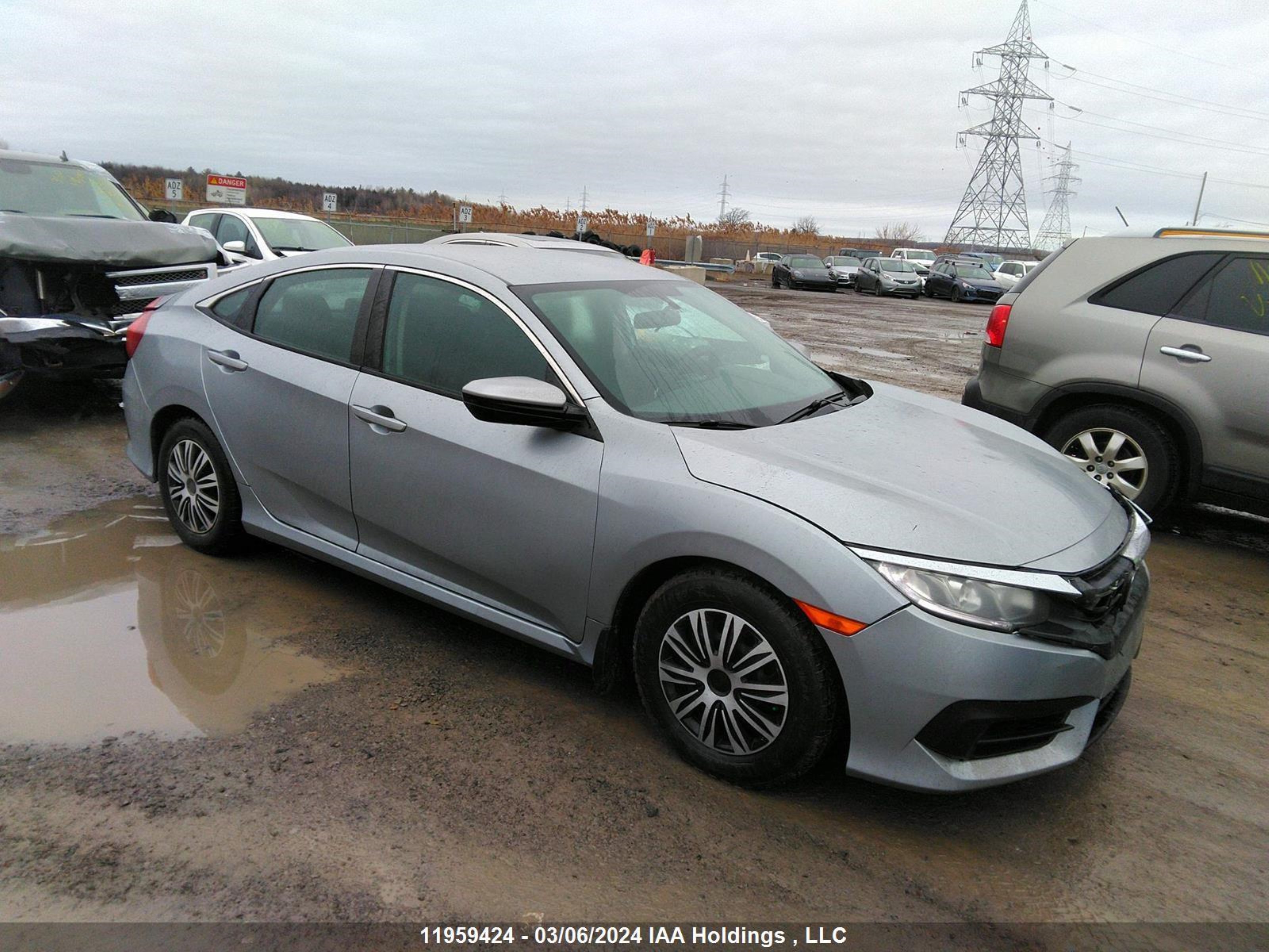 honda civic 2018 2hgfc2f52jh007224