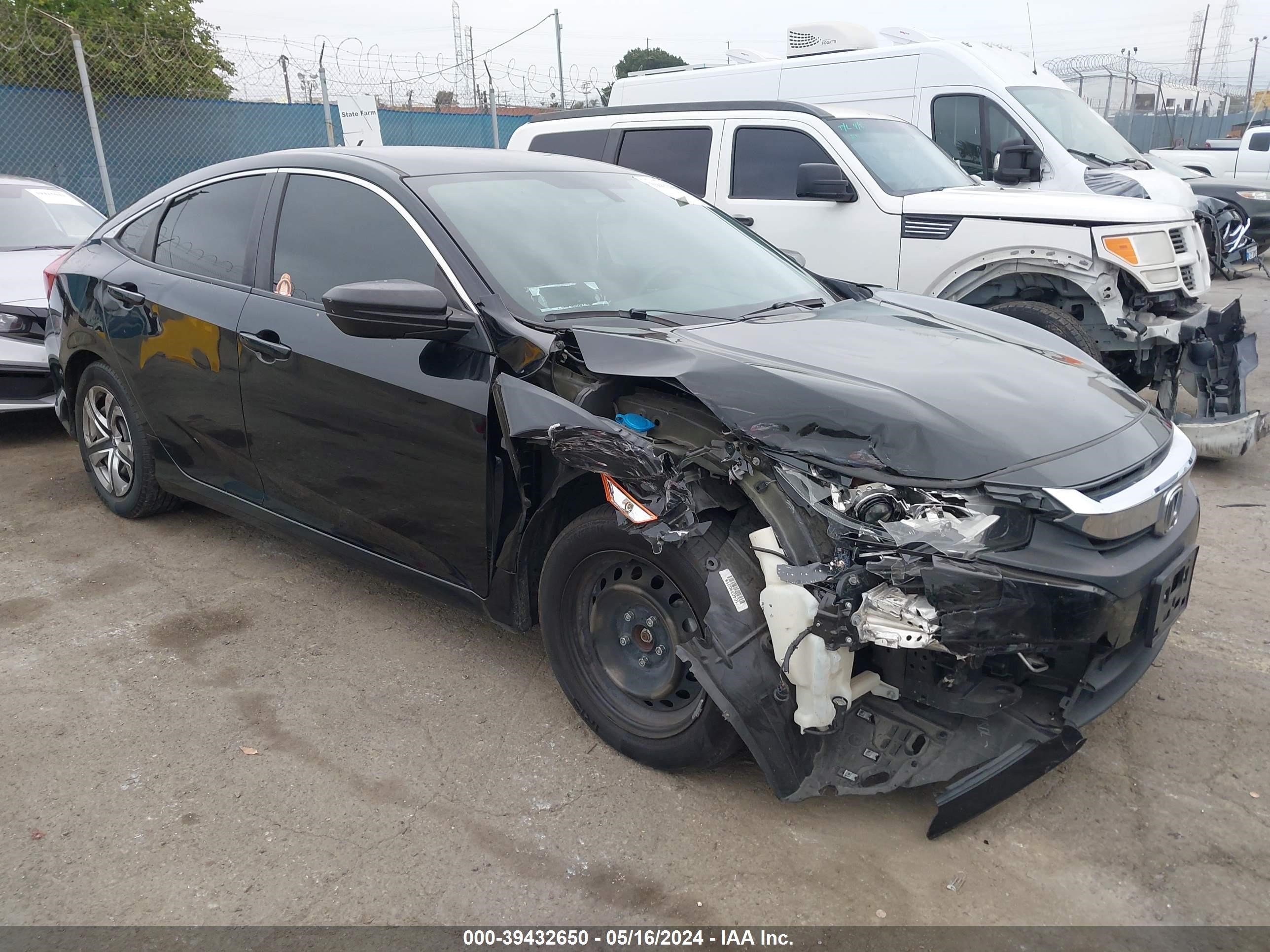 honda civic 2018 2hgfc2f59jh558296