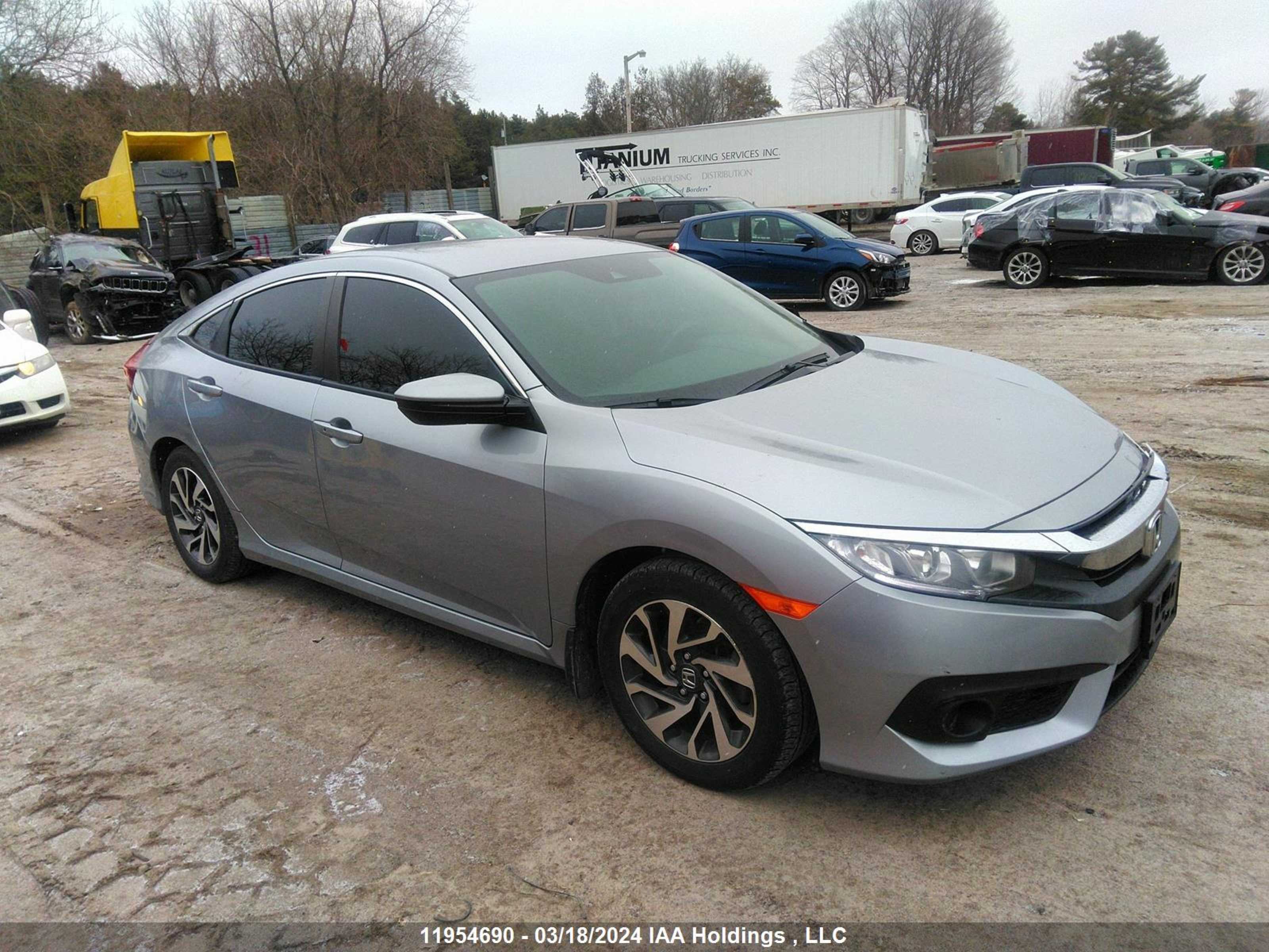 honda civic 2018 2hgfc2f62jh015851