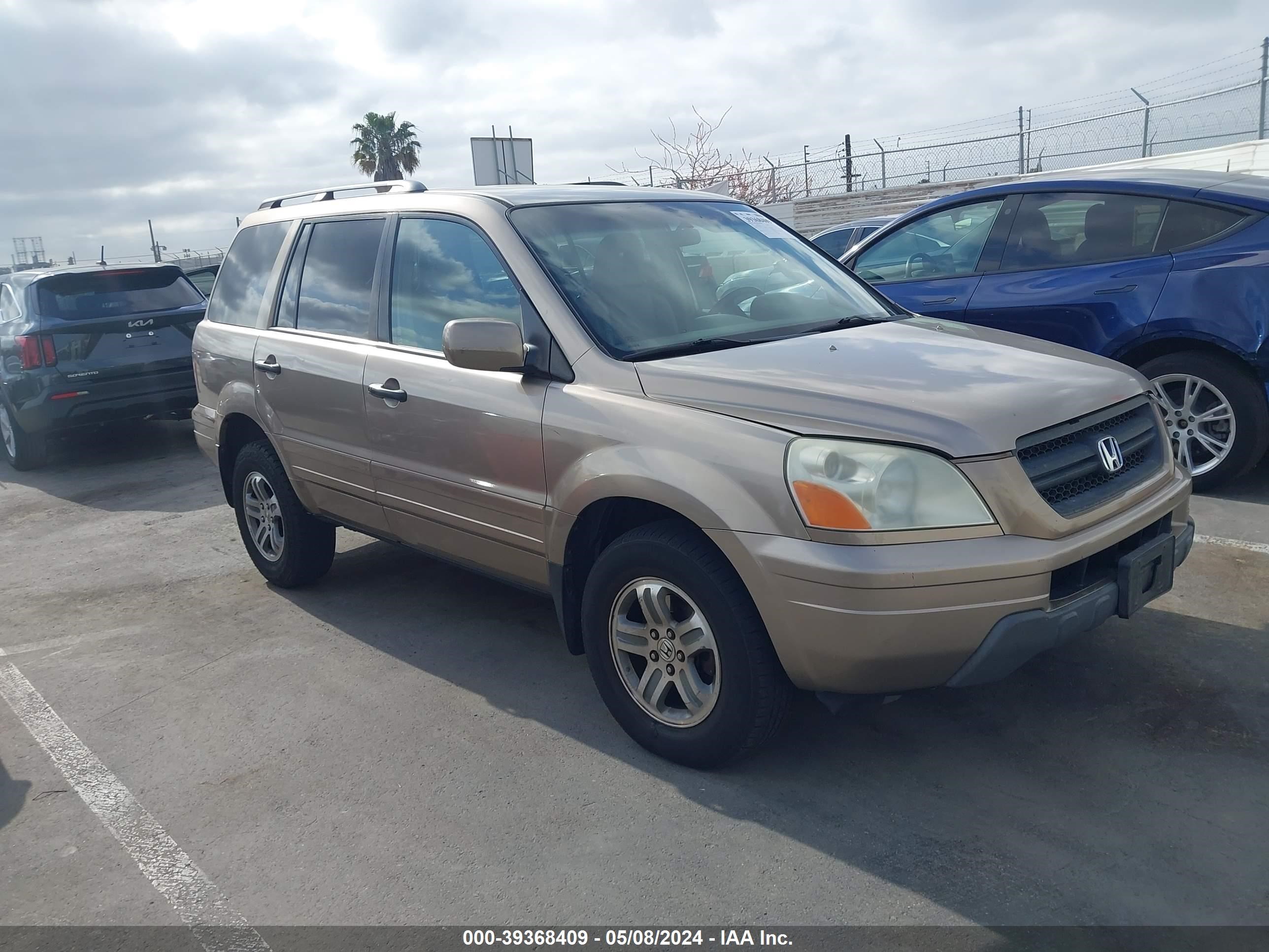 honda pilot 2004 2hkyf18674h582333