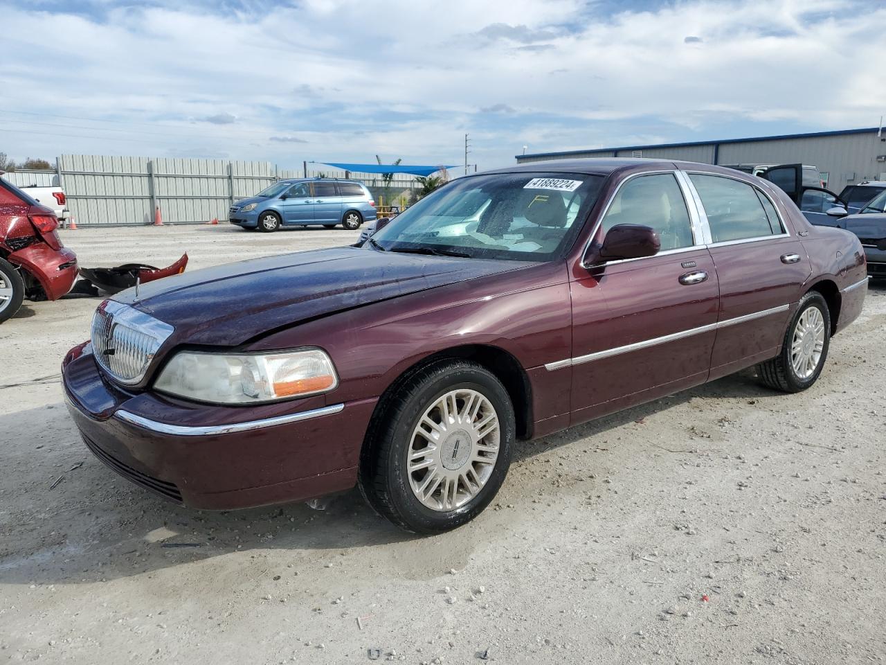 lincoln town car 2011 2lnbl8cvxbx753573