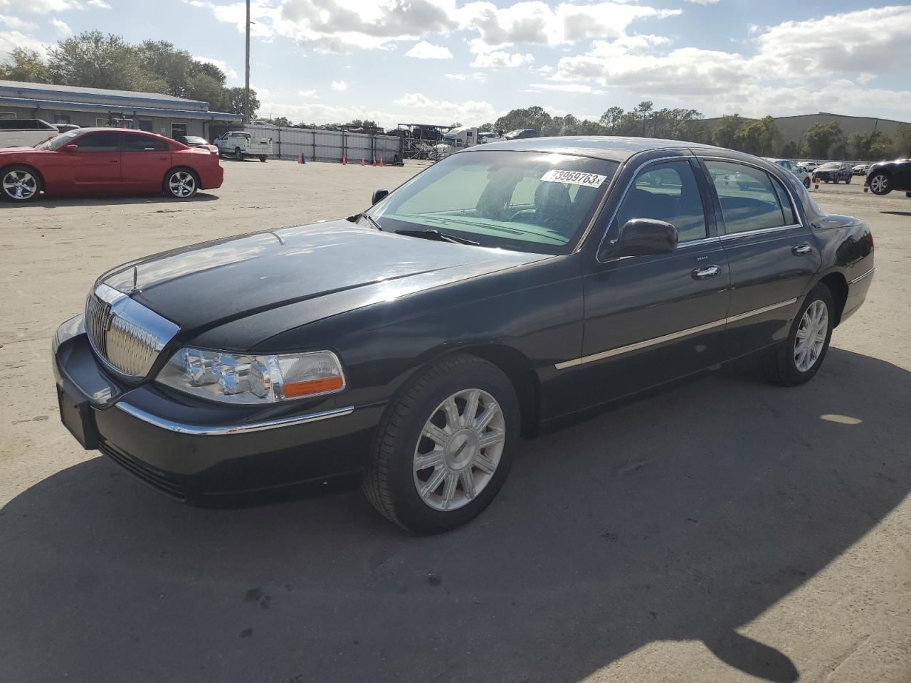 lincoln town car 2009 2lnhm82v09x611705