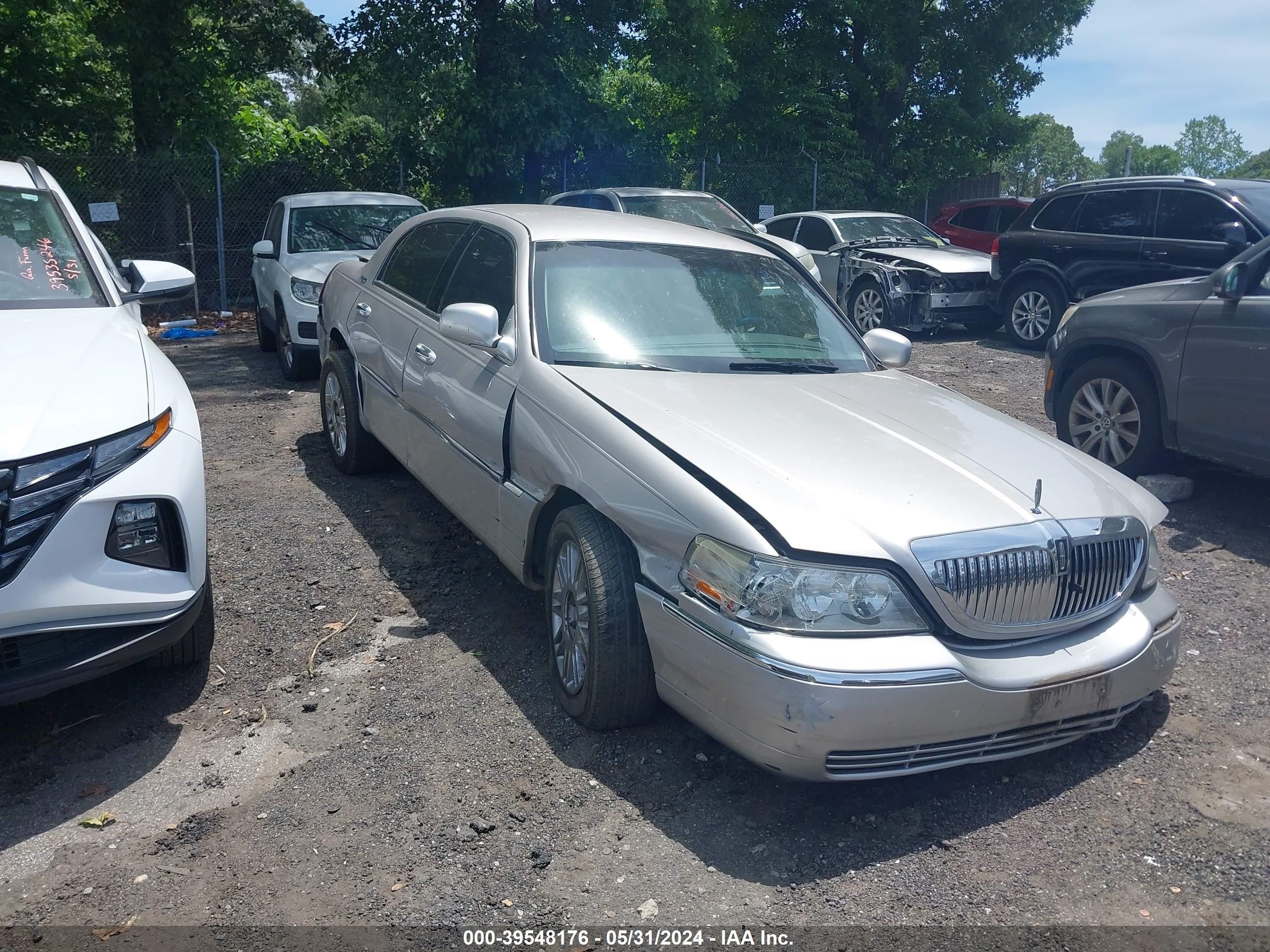 lincoln town car 2009 2lnhm82v19x632949