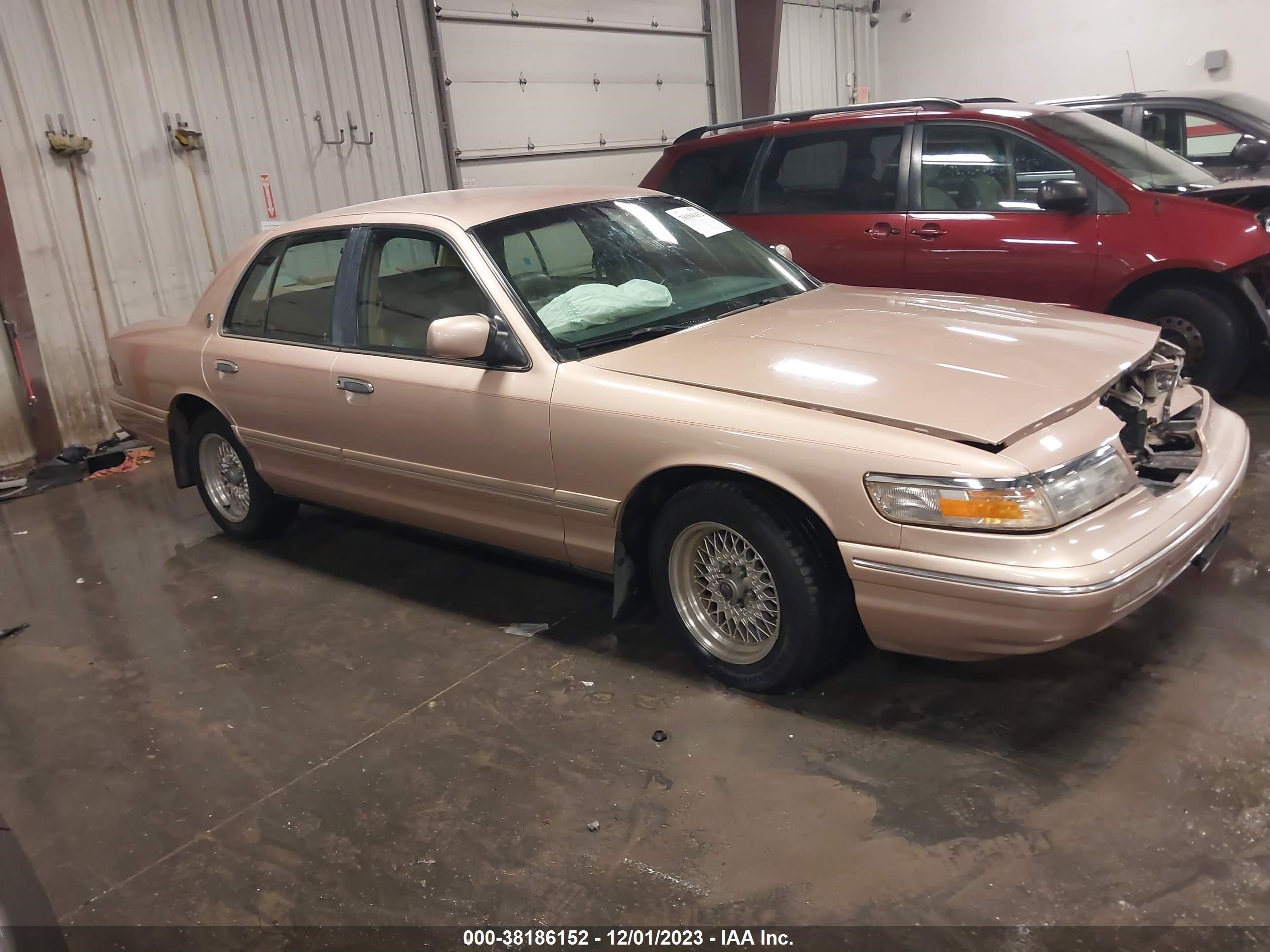 mercury grand marquis 1996 2melm75w2tx675635