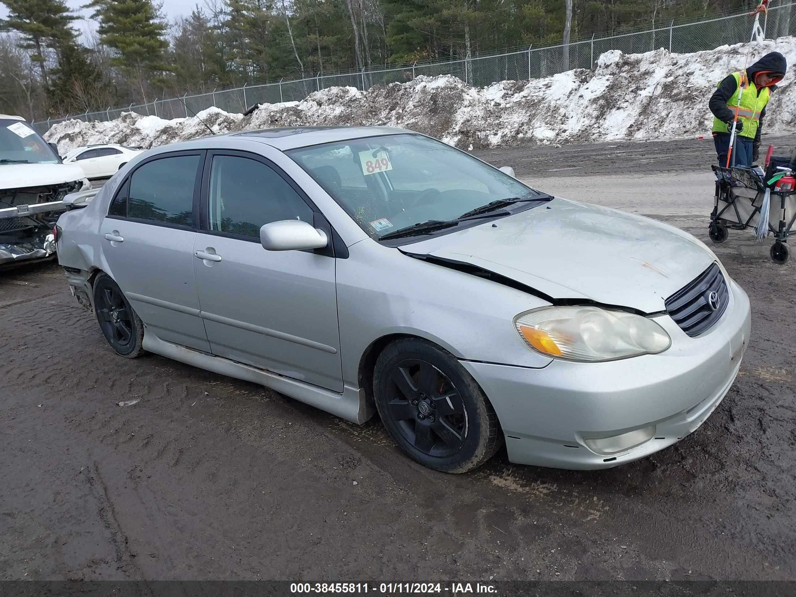 toyota corolla 2004 2t1br32e94c255623