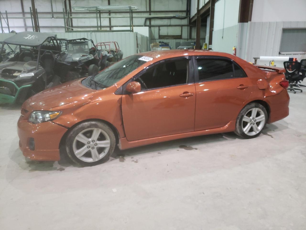 toyota corolla 2013 2t1bu4ee9dc070018