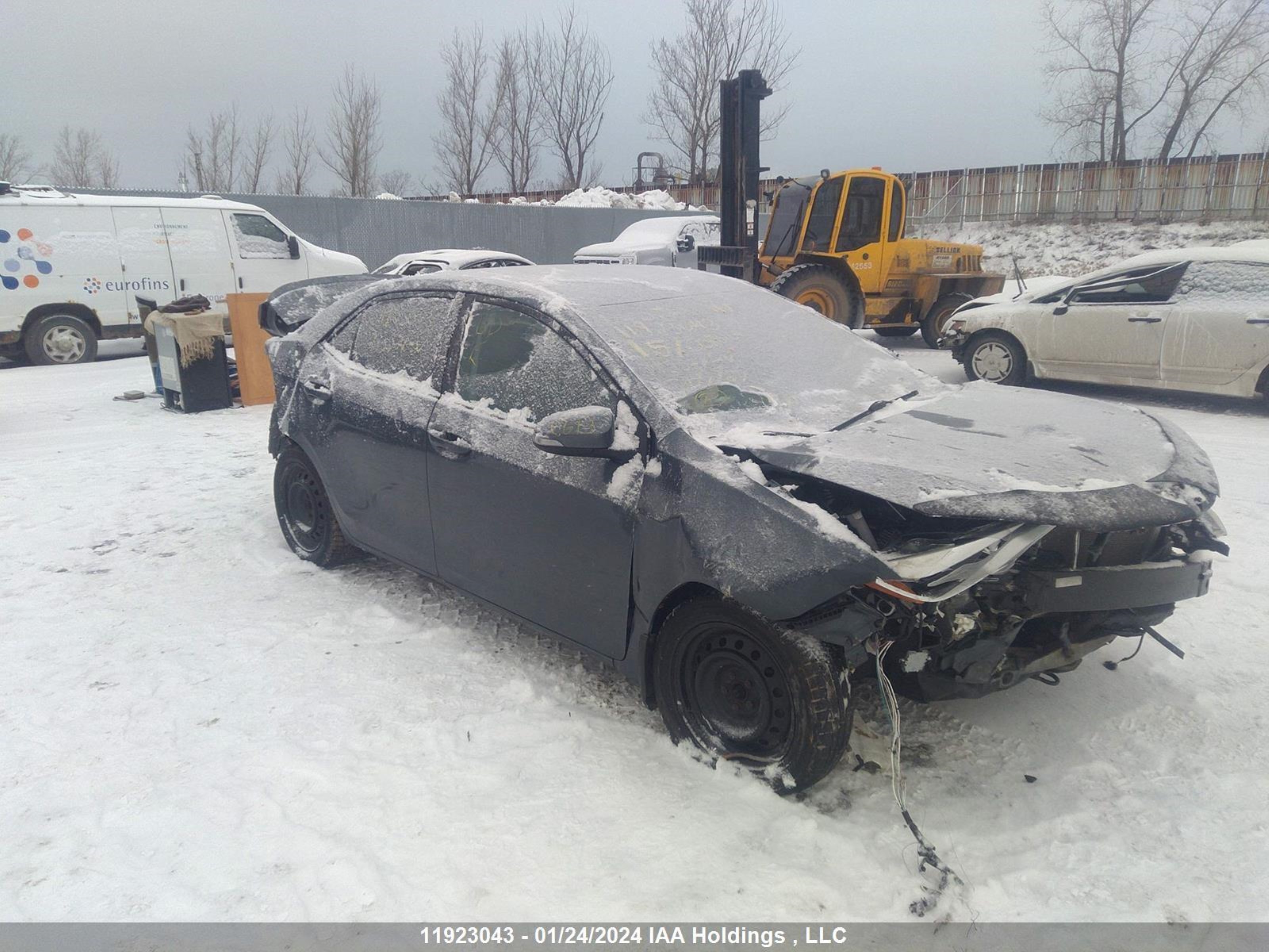 toyota corolla 2015 2t1burhe9fc243371