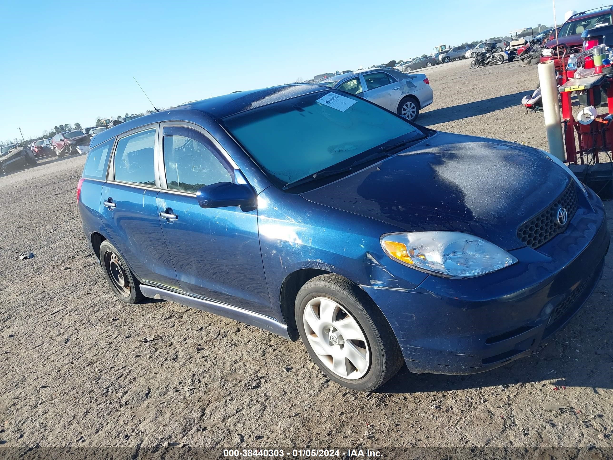 toyota matrix 2003 2t1kr32e03c072612