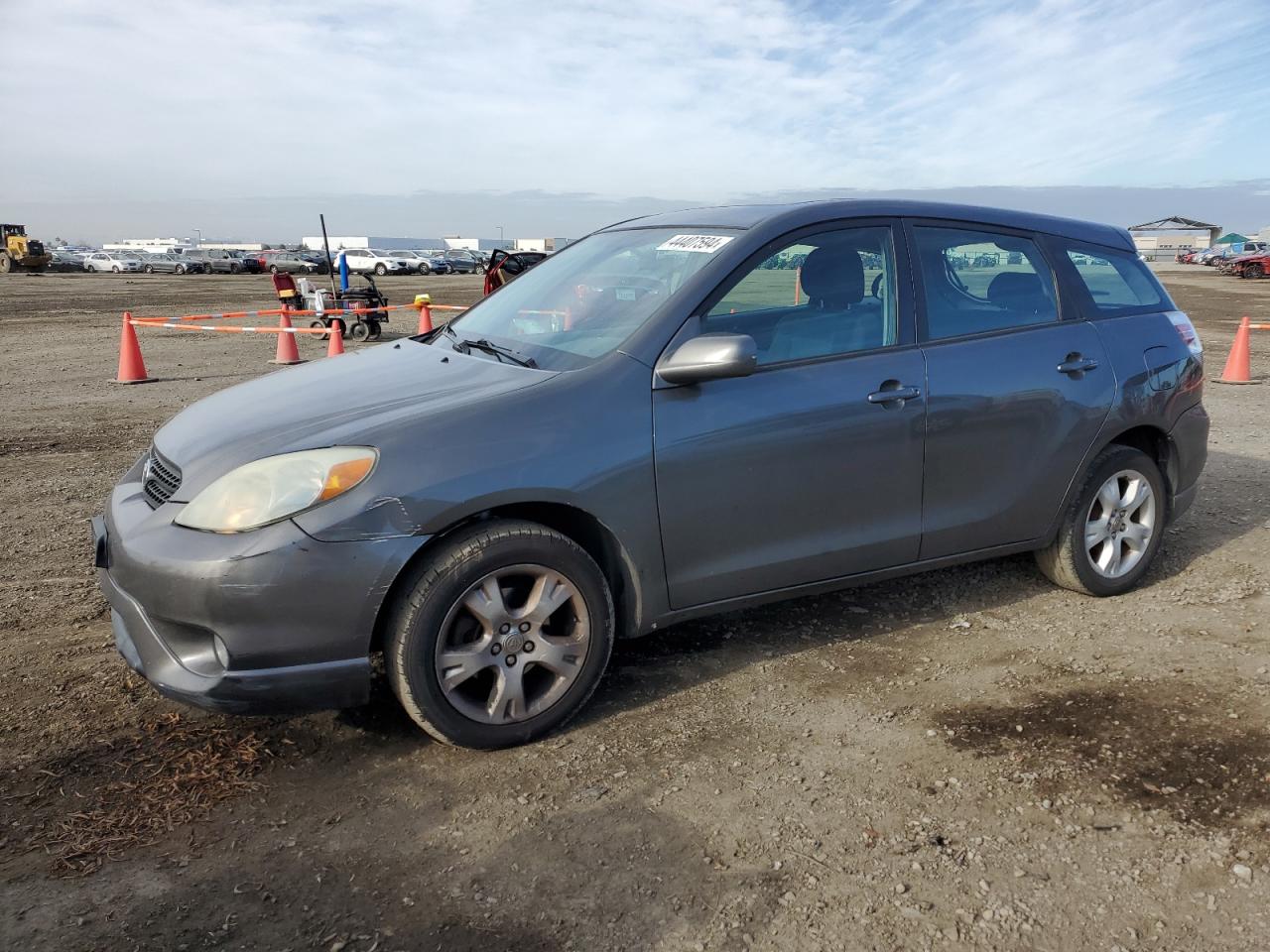 toyota matrix 2005 2t1kr32e35c345500