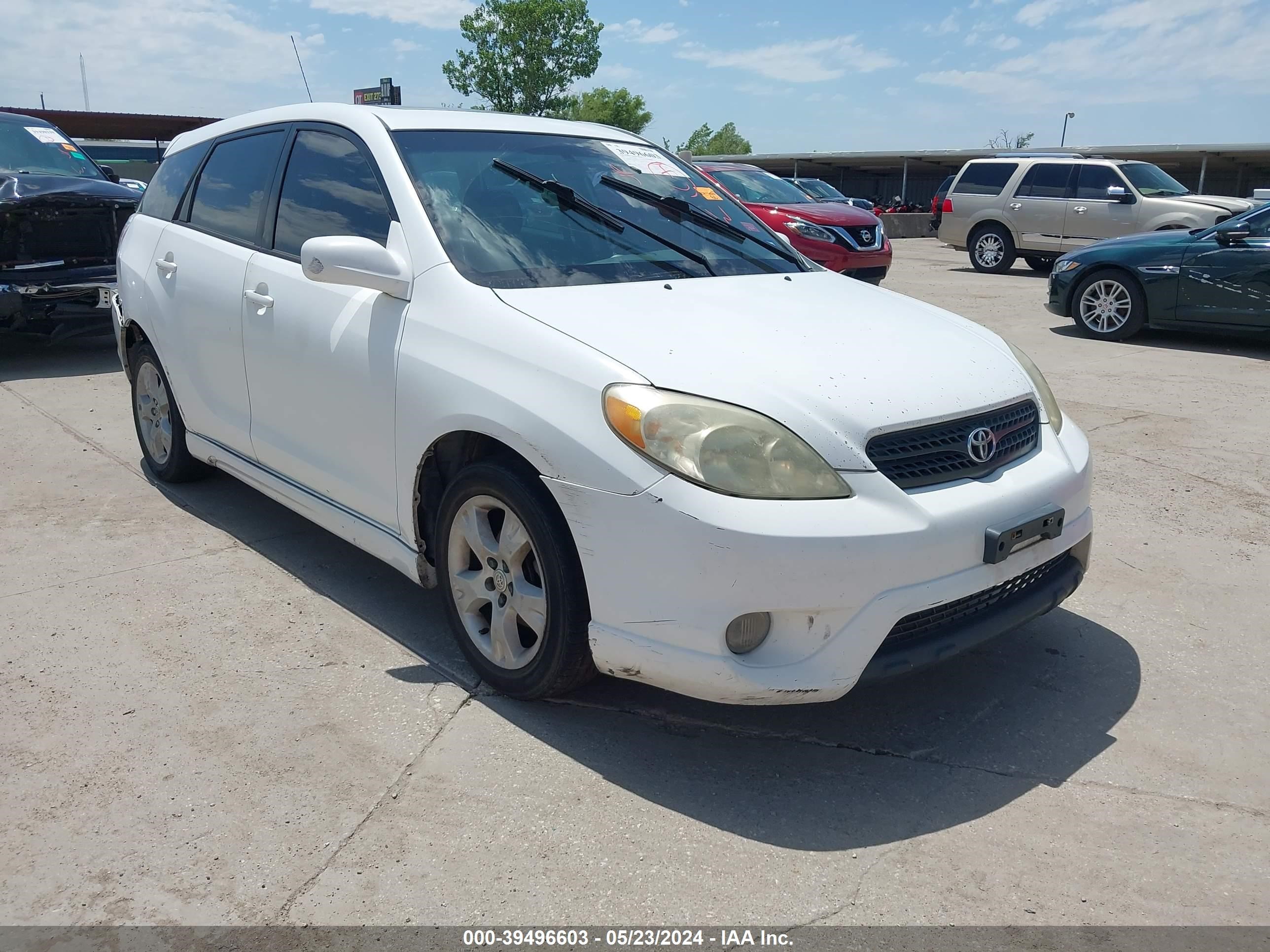 toyota matrix 2005 2t1kr32e35c433852