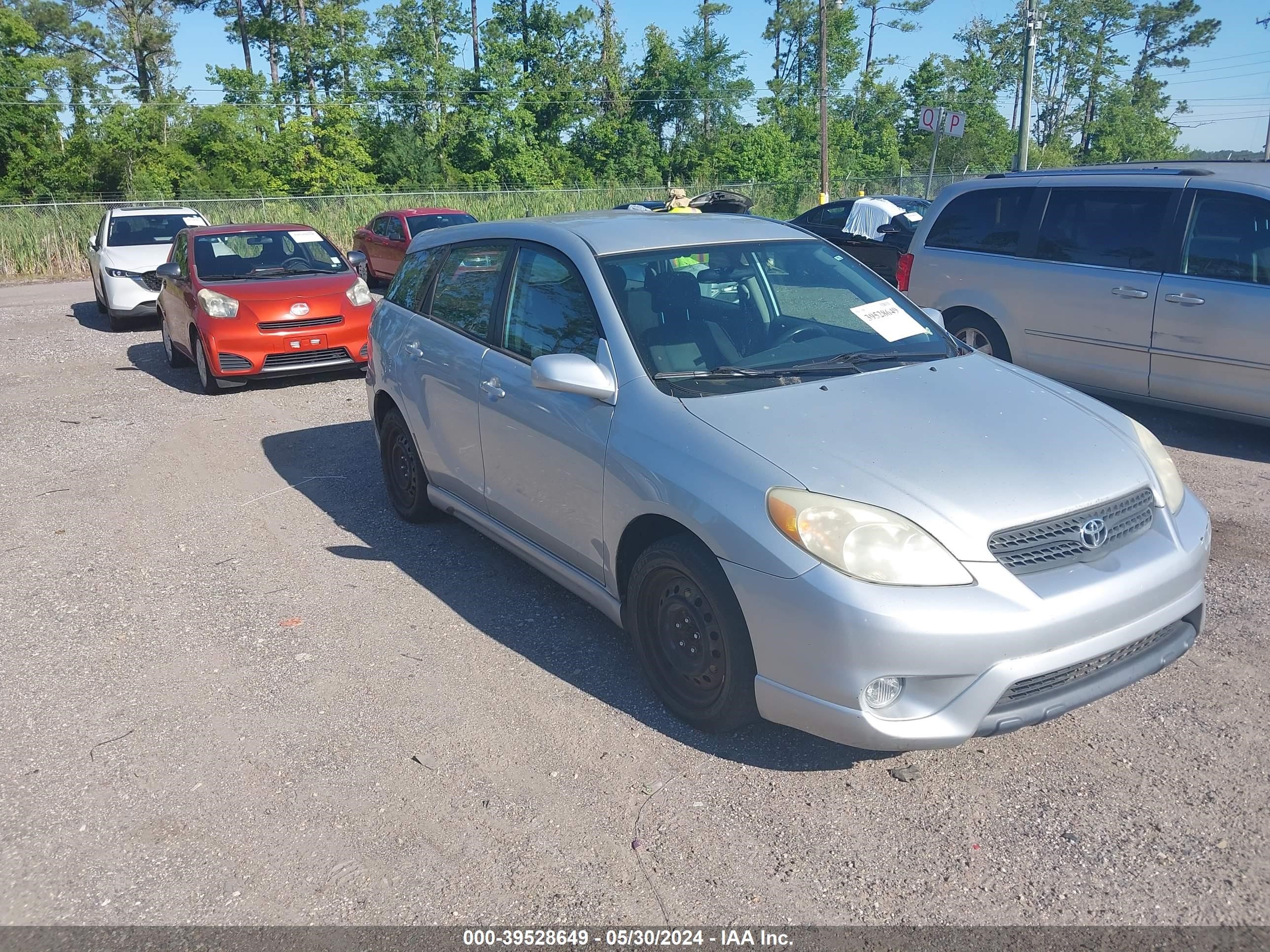 toyota matrix 2005 2t1kr32e45c423279