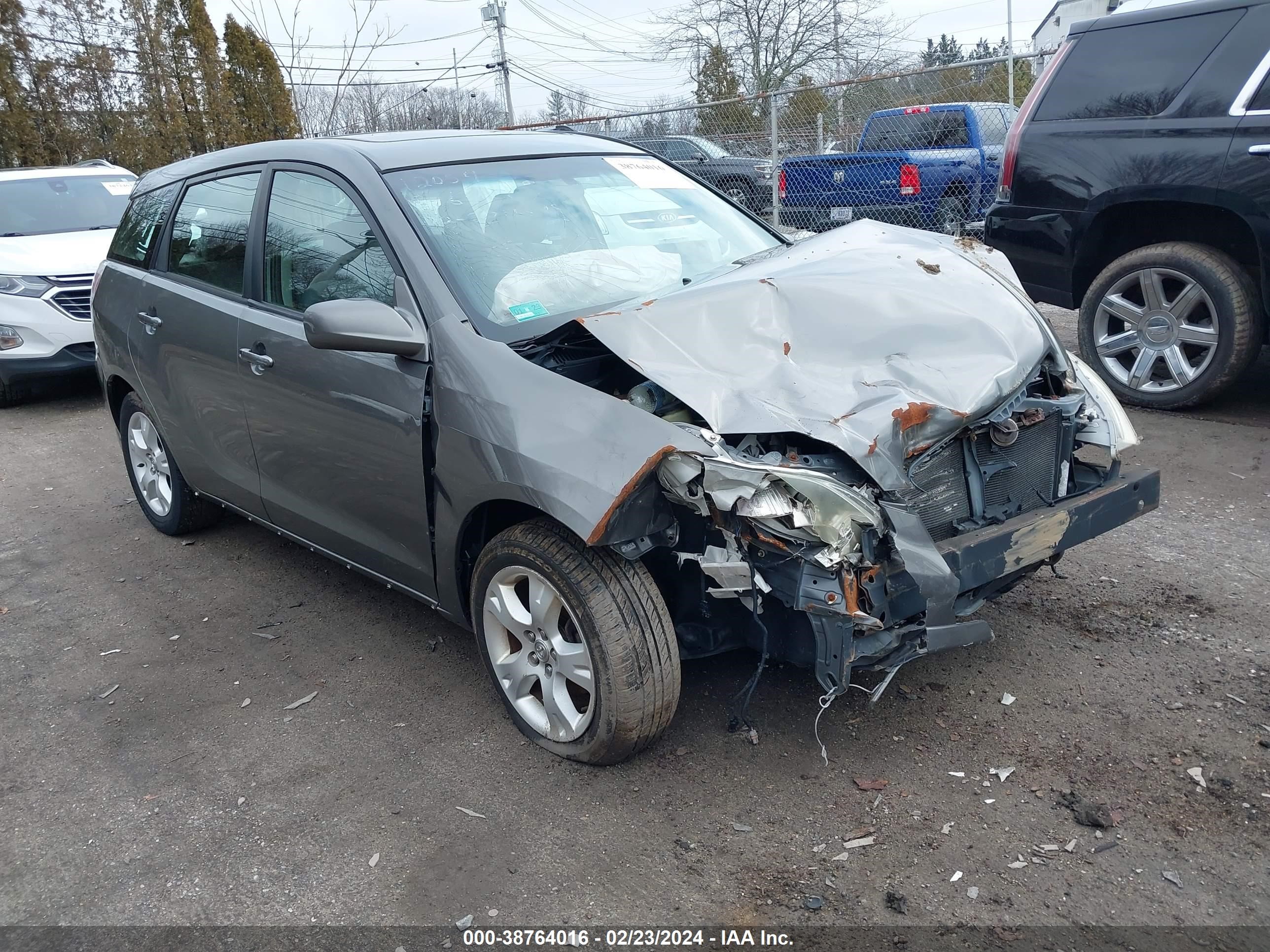 toyota matrix 2006 2t1kr32ex6c591137