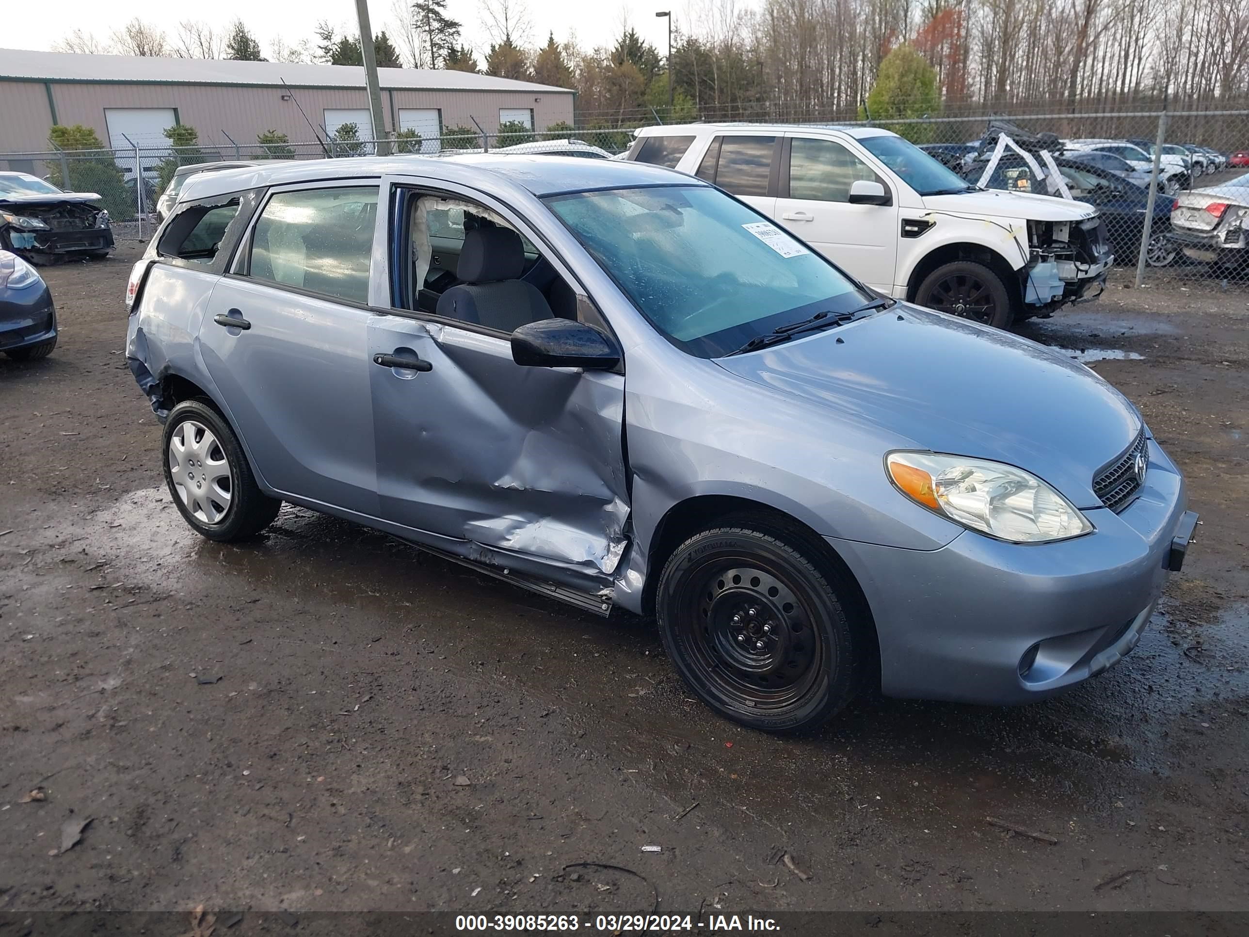 toyota matrix 2006 2t1lr30e16c556218