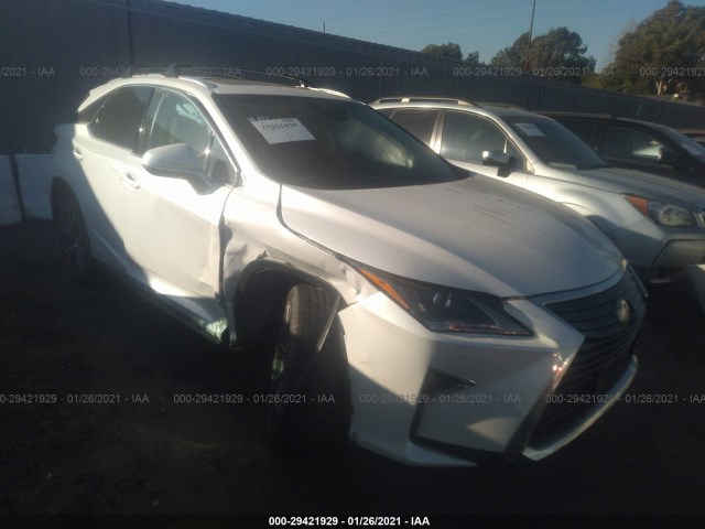 lexus  2018 2t2bgmca1jc021961