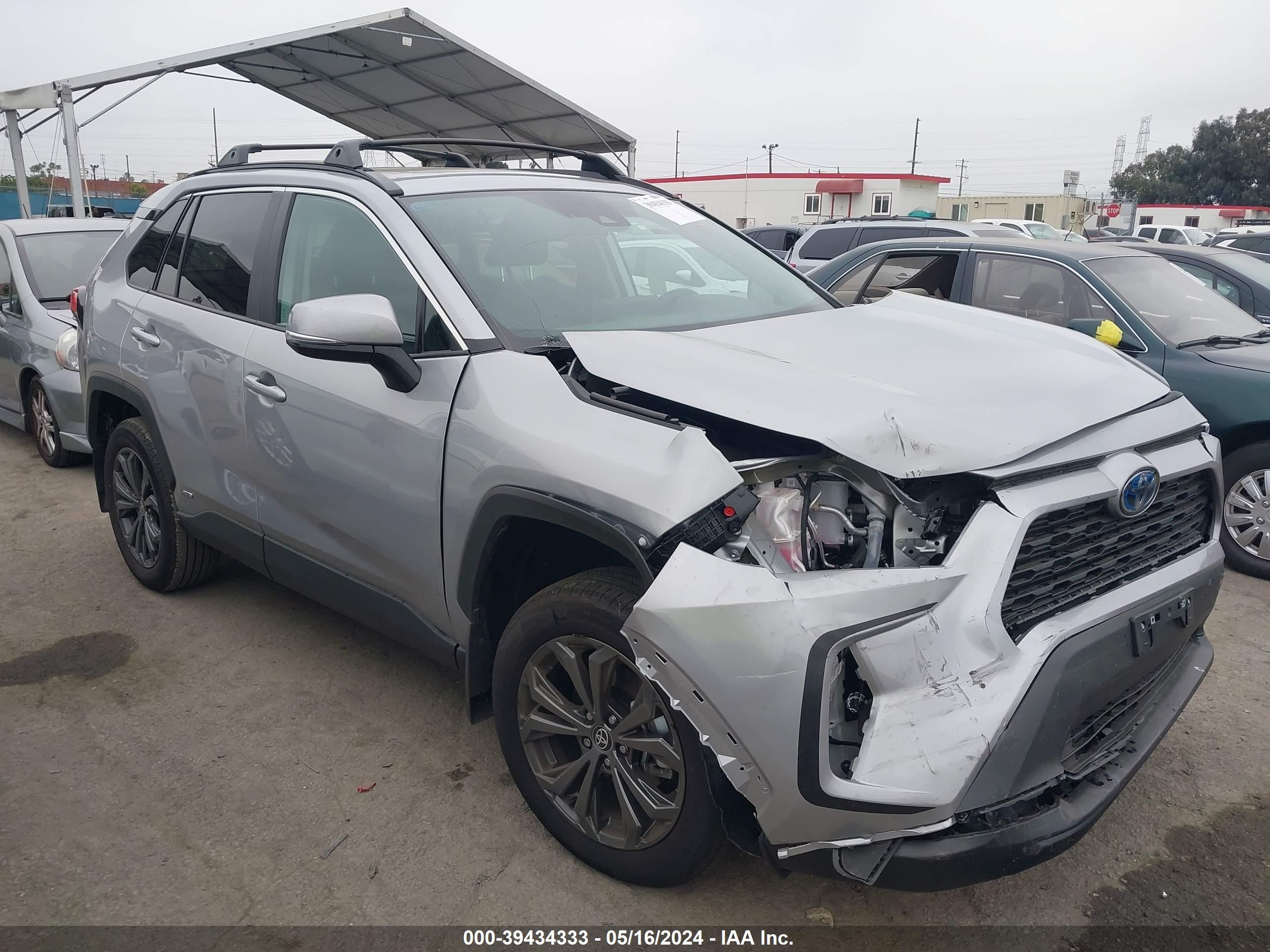 toyota rav 4 2024 2t3b6rfv7rw048117