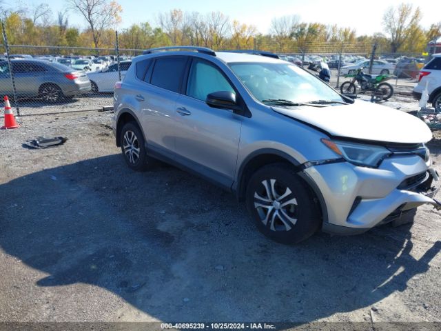 toyota rav4 2017 2t3bfrev2hw551747