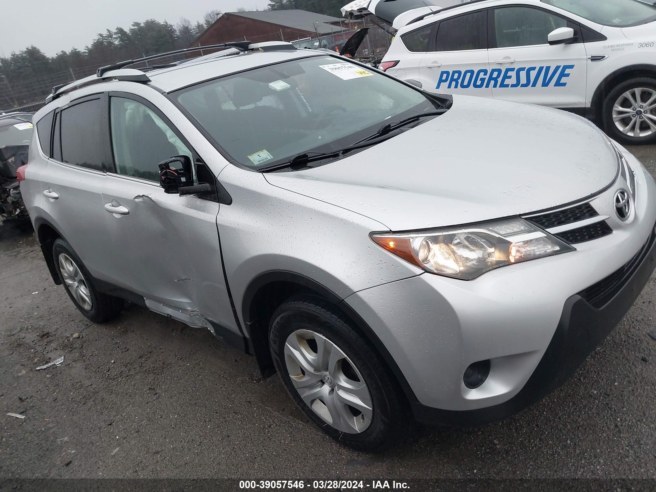 toyota rav 4 2015 2t3bfrev4fw288903